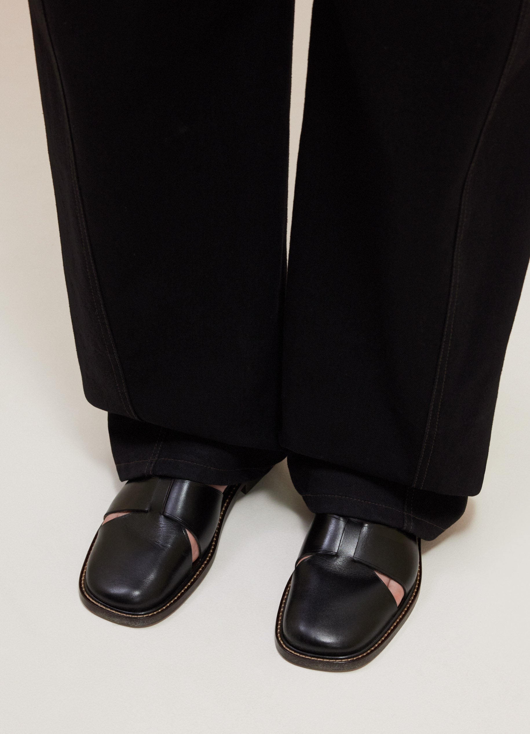 Twisted Belted Pants in Black | LEMAIRE