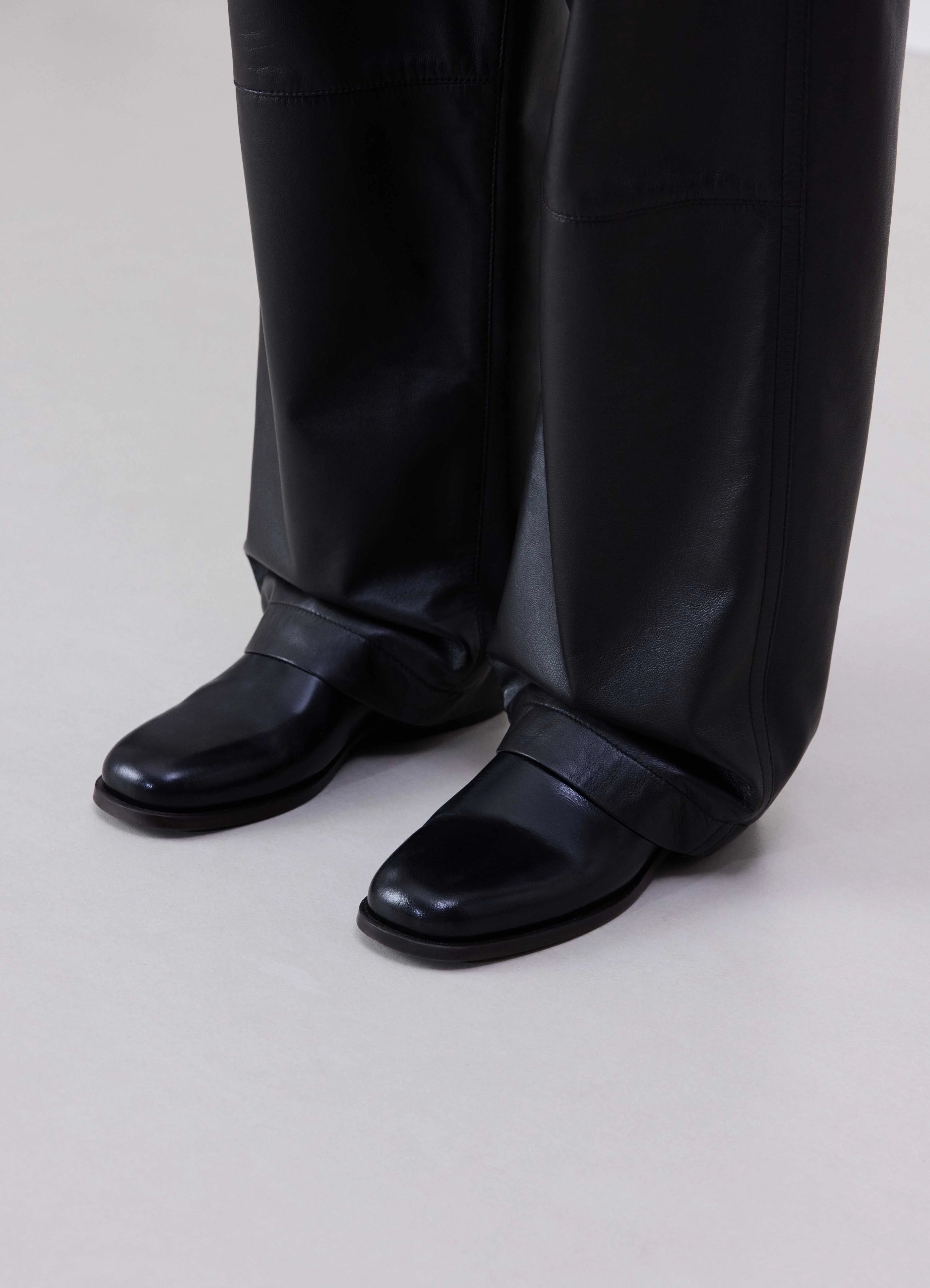 Black Square Mule LEMAIRE