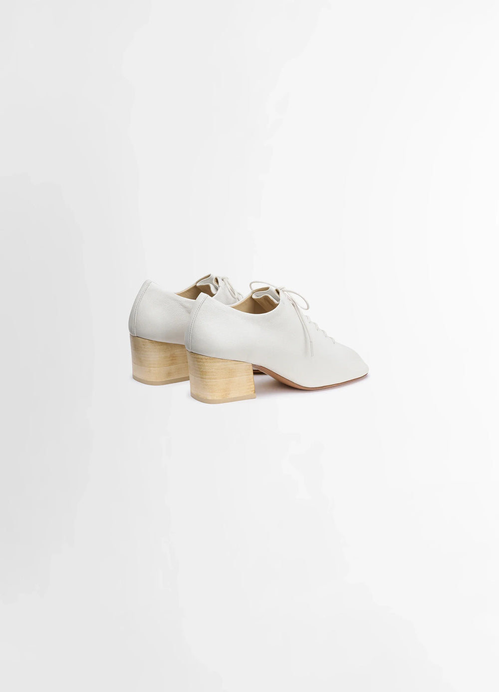 Souris Classic Derbies 55 in Nappa lamb leather, product shot, rear view high block heels