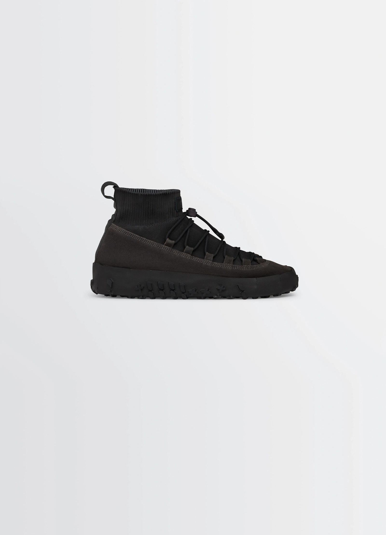 Vibram wrap on sneakers in black supple leather, product shot, side view wraparound sole