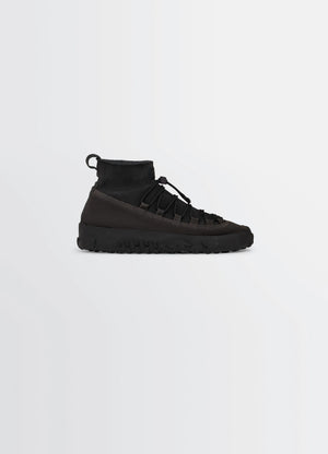 VIBRAM WRAP ON SNEAKERS in Black supple leather, product shot, Side view Wraparound sole