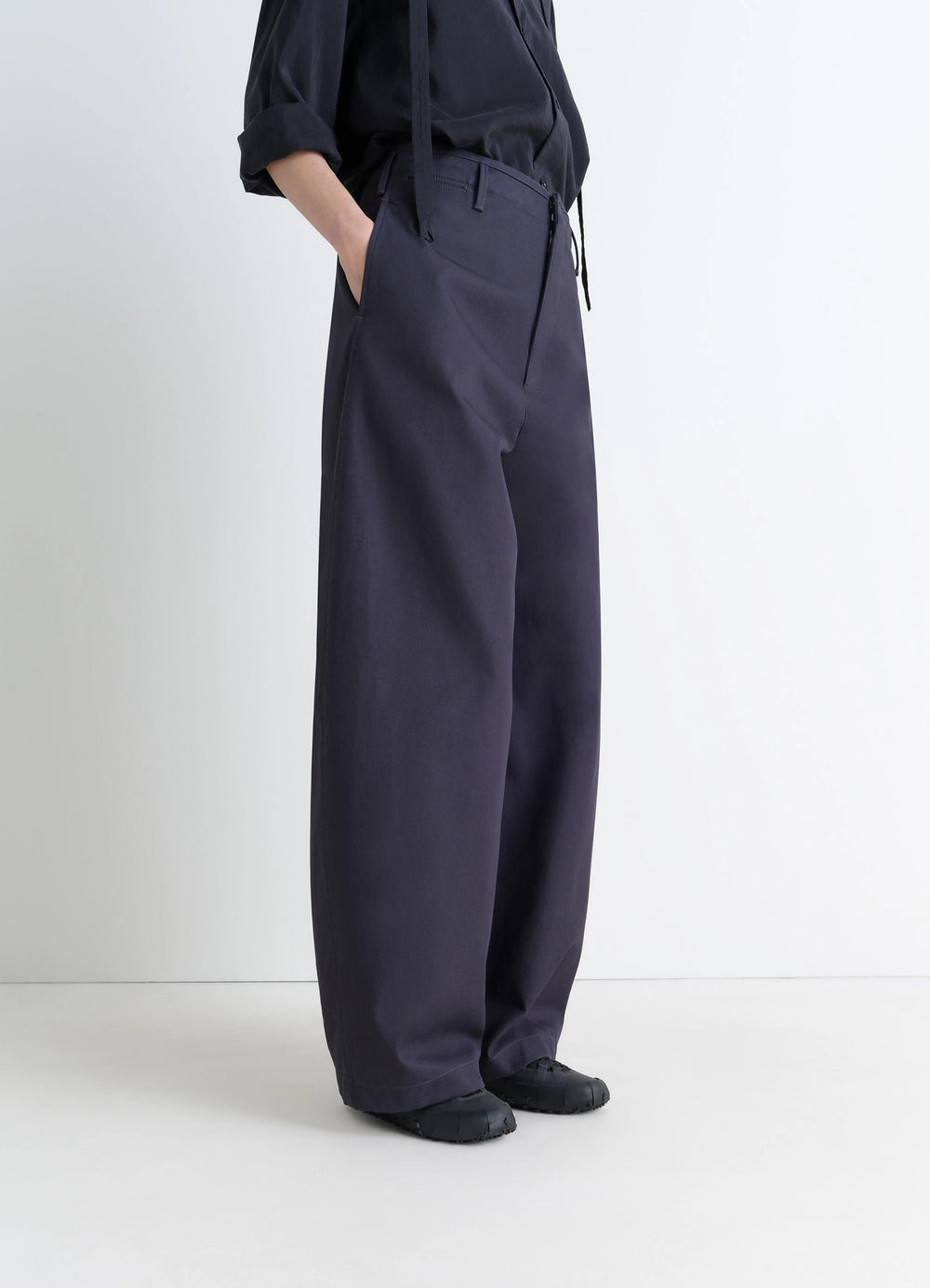 VIBRAM WRAP ON SNEAKERS in Black supple leather, detail view 2 styling 2