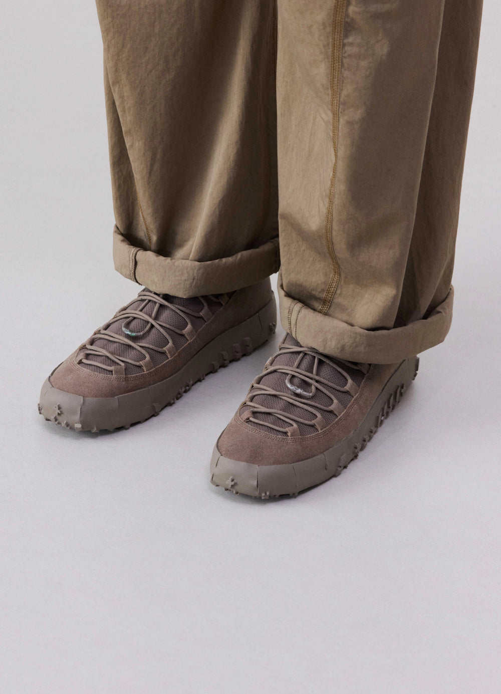 Vibram Wrap On Sneakers in Brown Smooth Leather, model shot, top view rugged sole detail