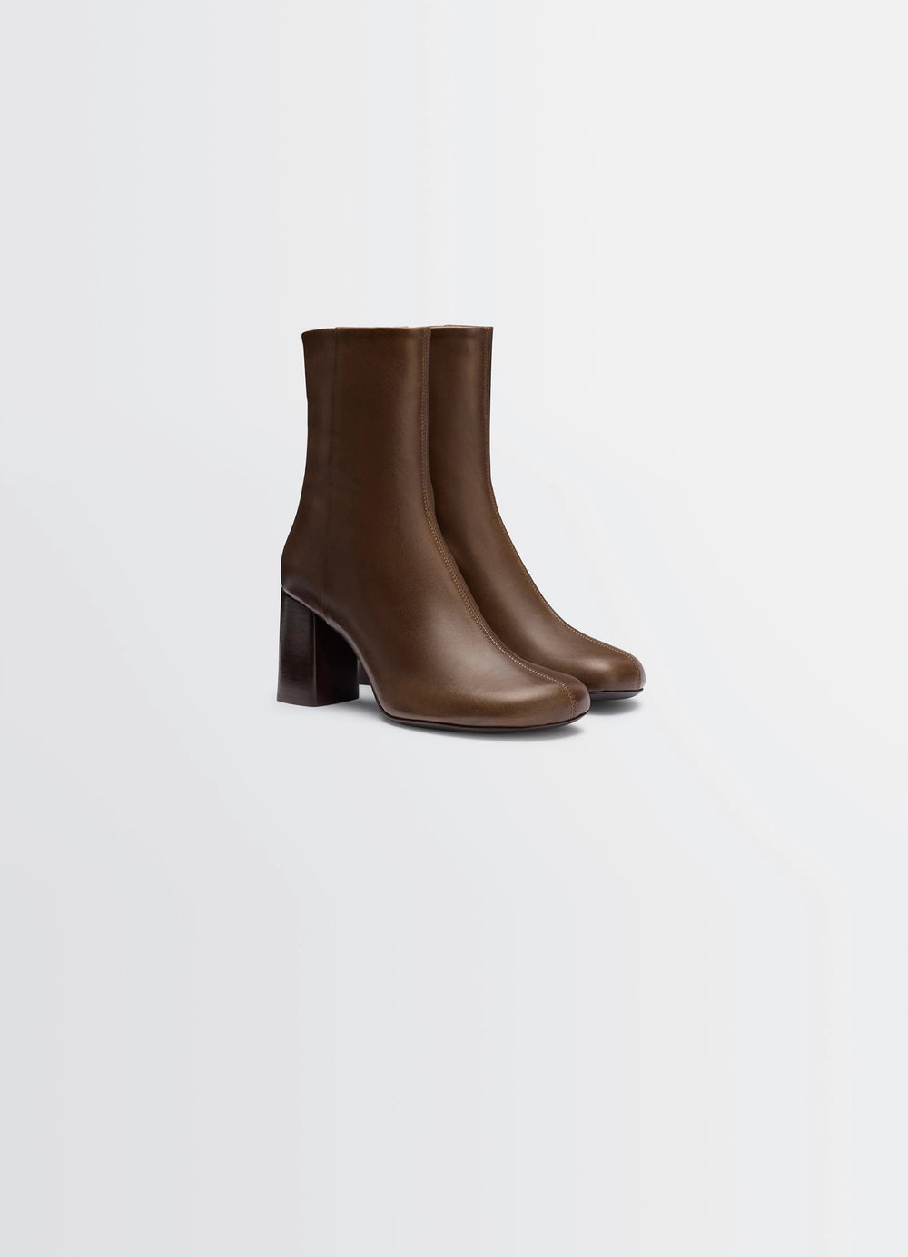 Lemaire Anatomic Boots in Glossy Vegetable-Tanned Leather, product shot, three-quarter front view block heel, ankle high