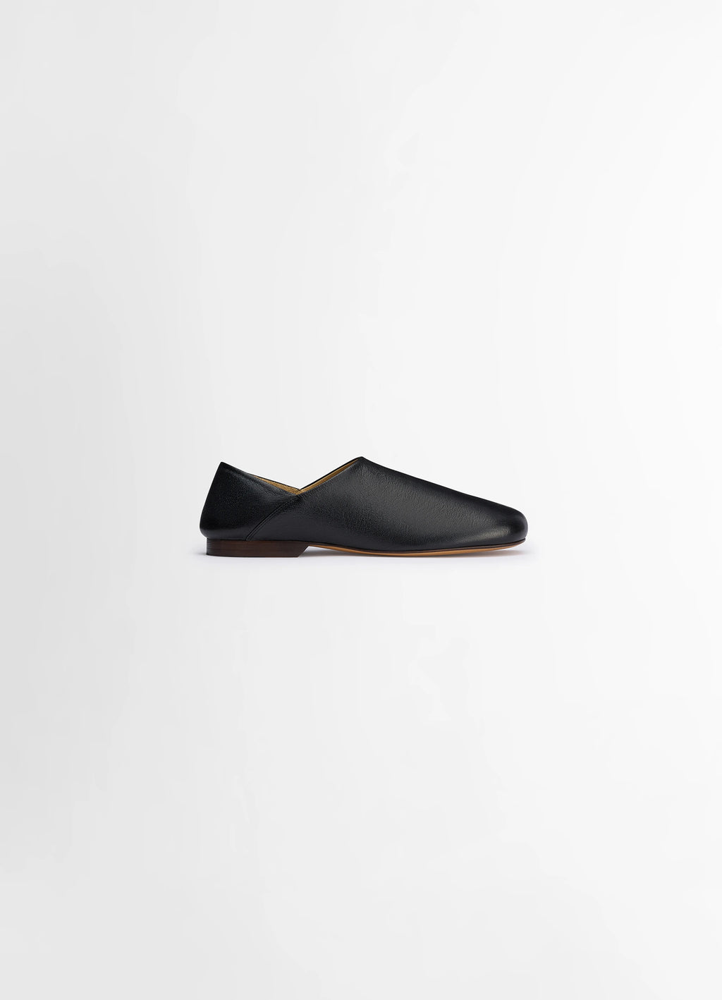 LEMAIRE Slippers in Black Shiny Buffalo Leather, product shot, side view slip-on versatile