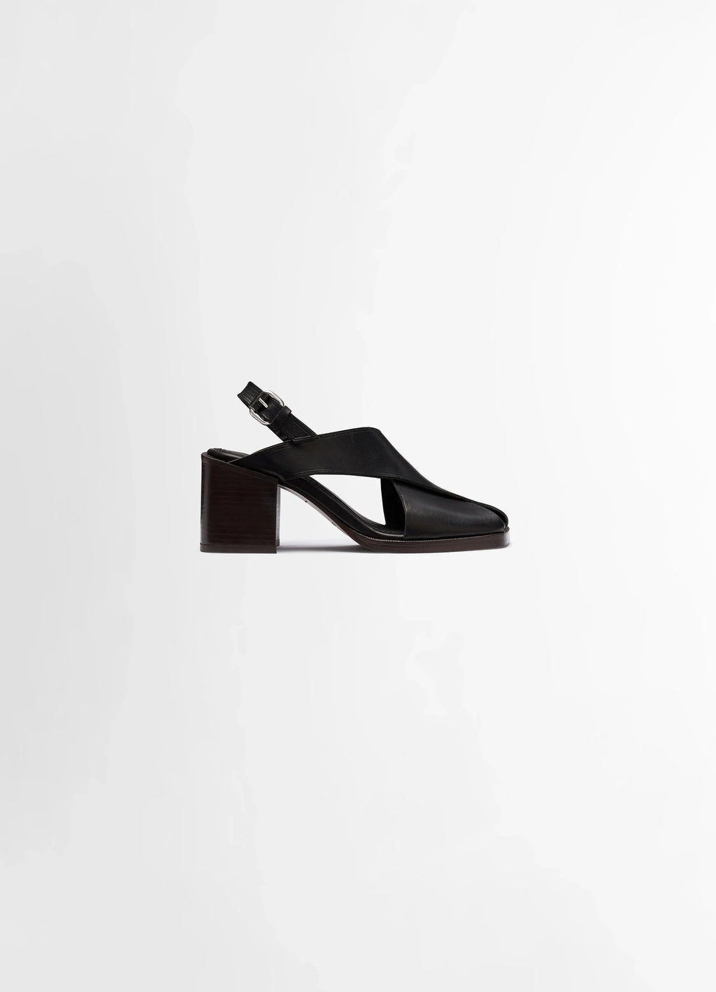 LEMAIRE Cross Sandals 80 in Black vegetable nappa leather, product shot, Side view Layered interwoven straps
