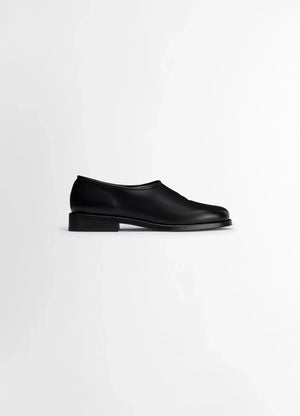 Lemaire Anatomic Slip On in Glossy Buffalo Leather, product shot, Side view Square stacked heel
