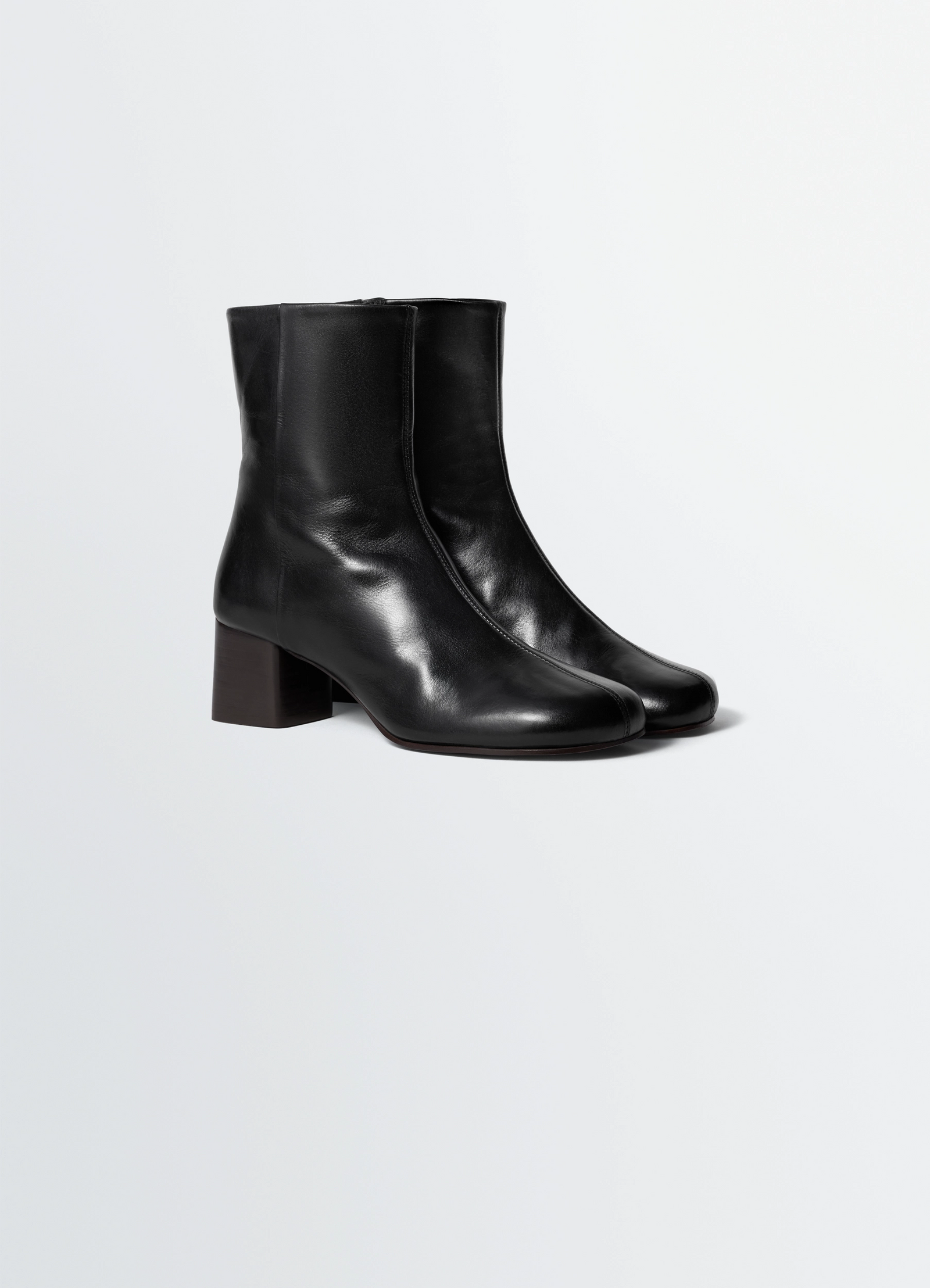 Lemaire anatomic boots in glossy vegetable-tanned leather, product shot, three-quarter view 55mm block heel
