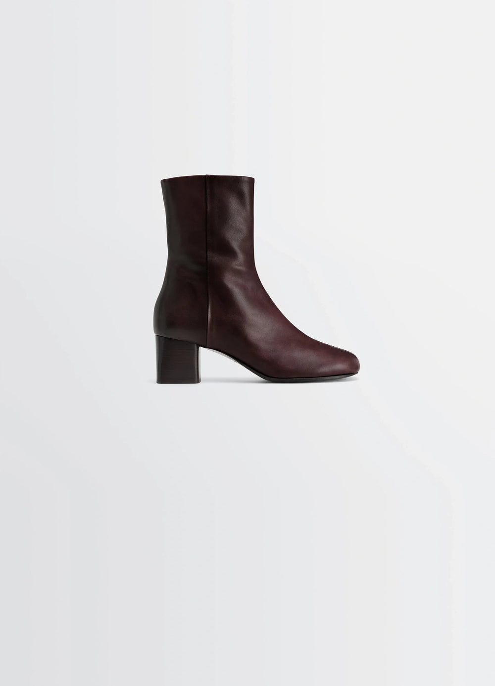 Lemaire Anatomic Boots 55 in Glossy Vegetable-Tanned Leather, product shot, Side view Rounded toe, heeled booties