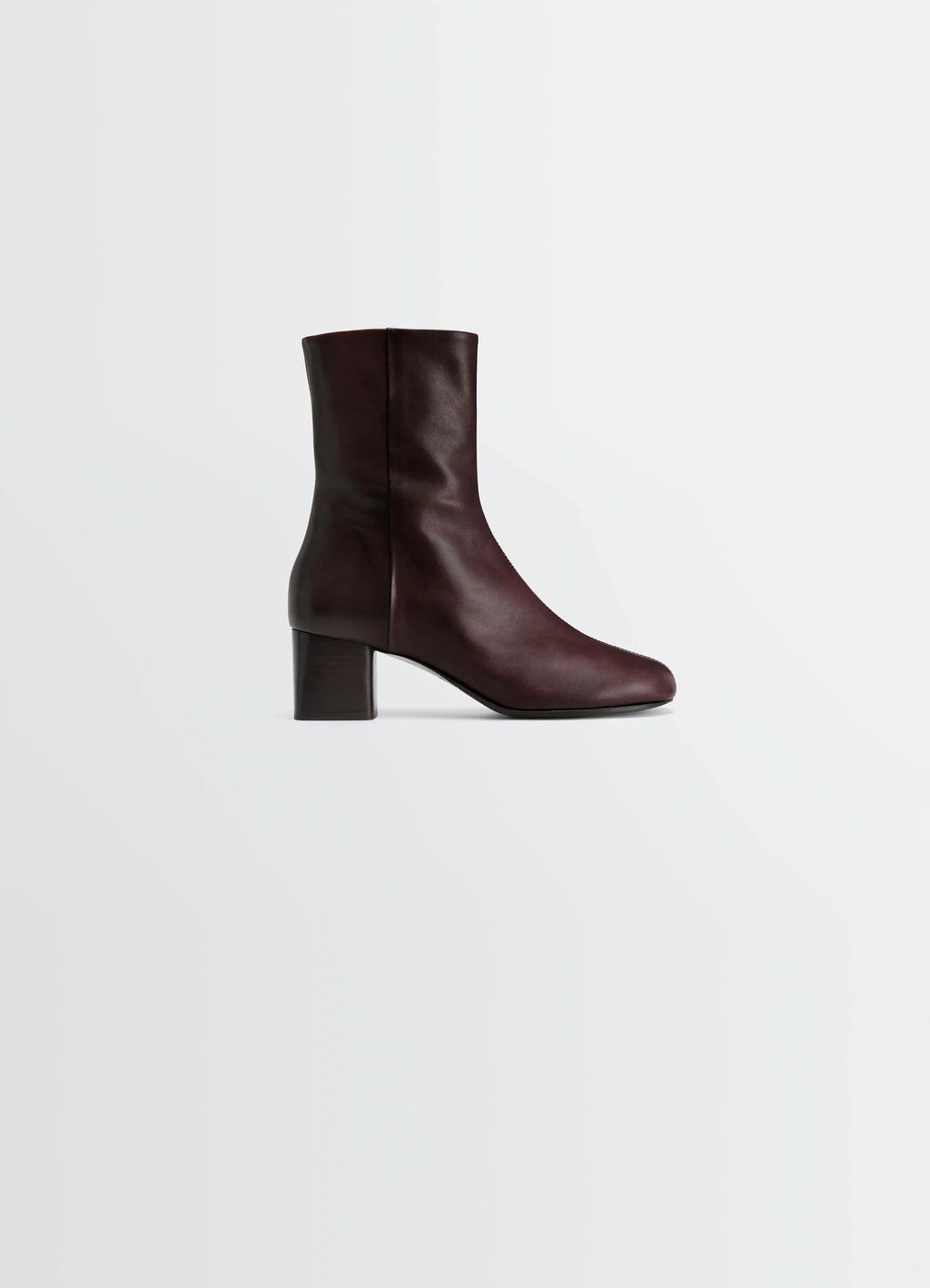 Lemaire Anatomic Boots 55 in Glossy Vegetable-Tanned Leather, product shot, Side view Rounded toe, heeled booties