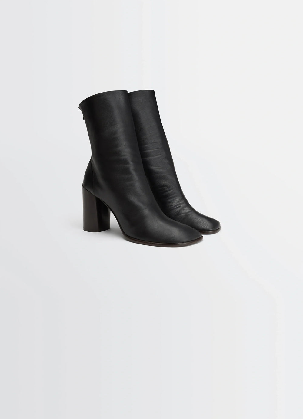 Glove Ankle Boots 80 in Black LWG Gold-certified lambskin, product shot, three-quarter view block heel design