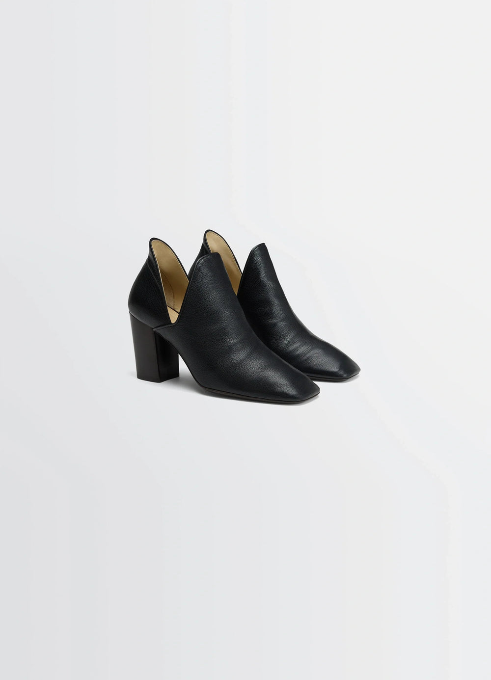 Lemaire DOrsay Pump 80 in Black Grained Goatskin, product shot, angled top view textured upper pattern