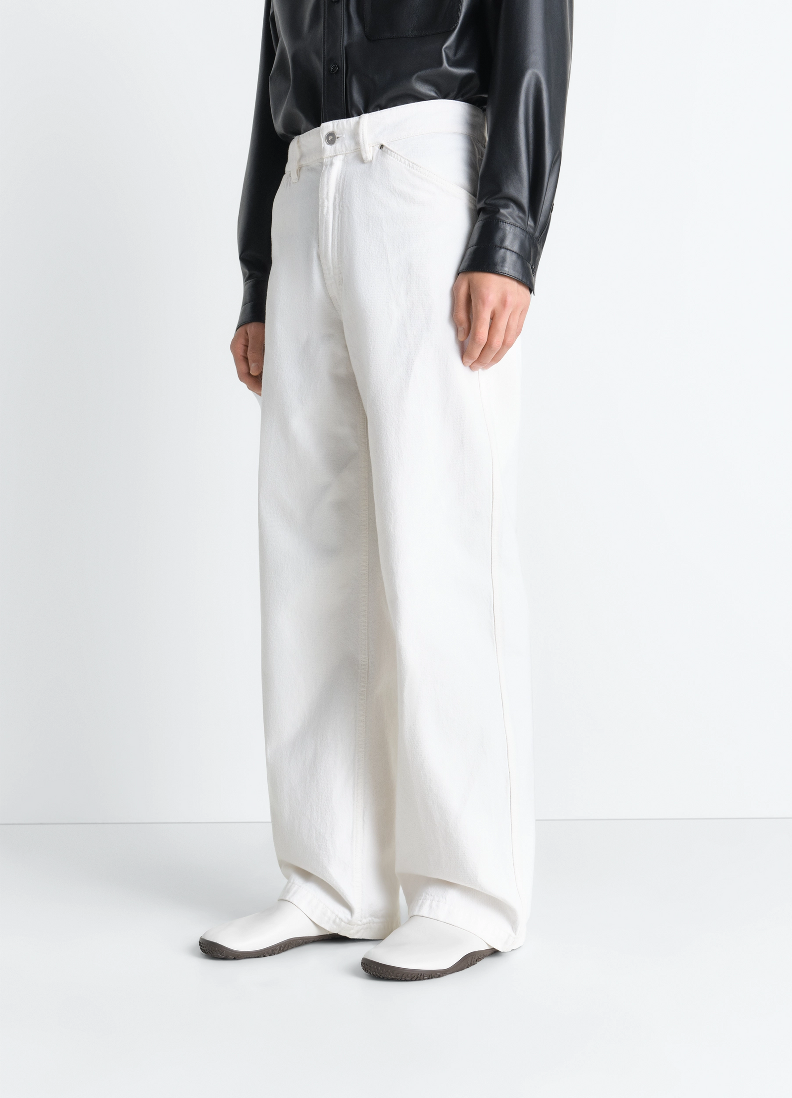 Vibram glove slip on in leather, model shot, front perspective minimalist fit