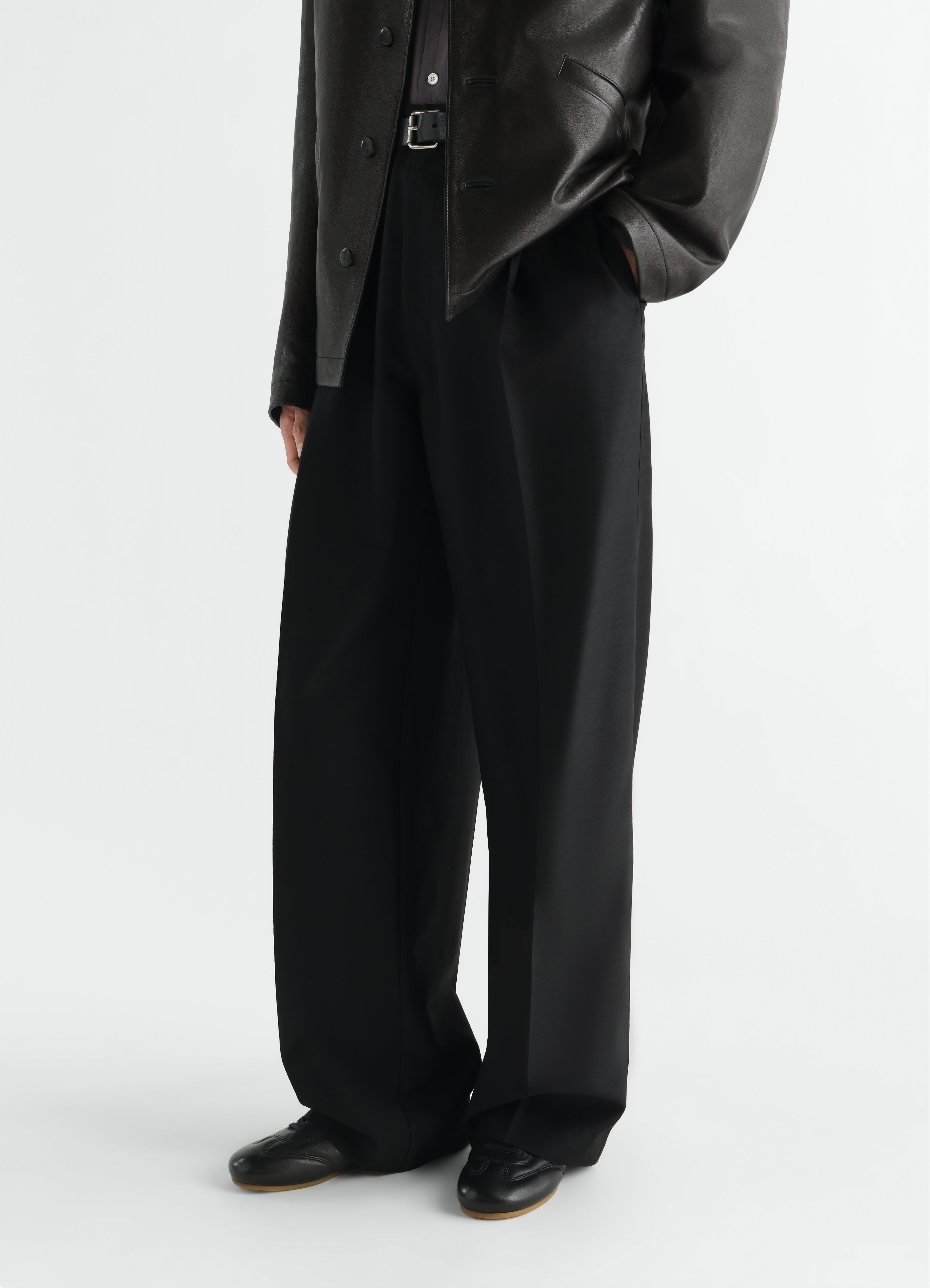 SOFT RUNNER IN SHINY NAPPA LAMB LEATHER - Black - Shiny Nappa Lamb
