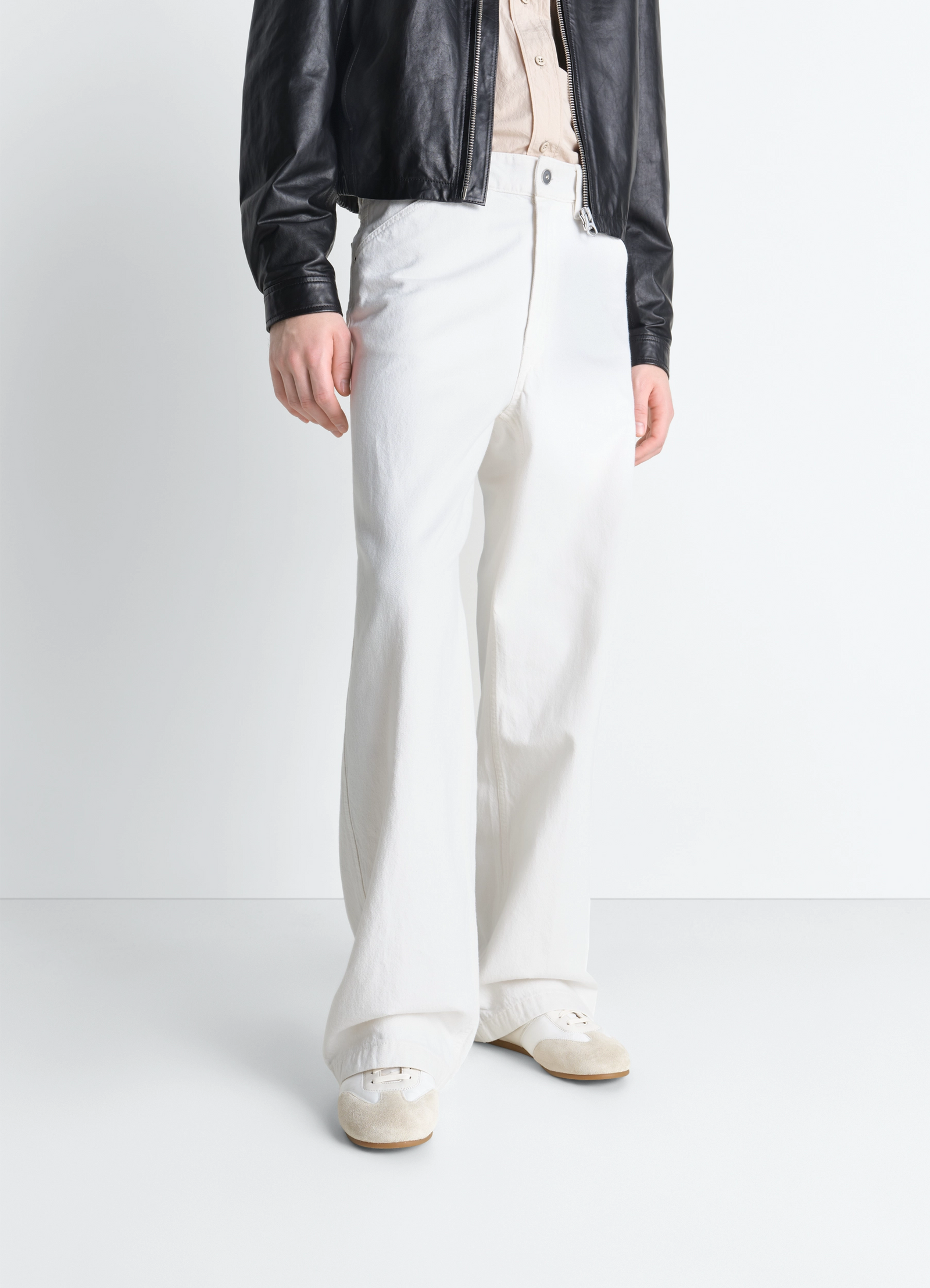 Soft runners in suede leather in nappa suede and nylon, model shot, front view wedge sole detail