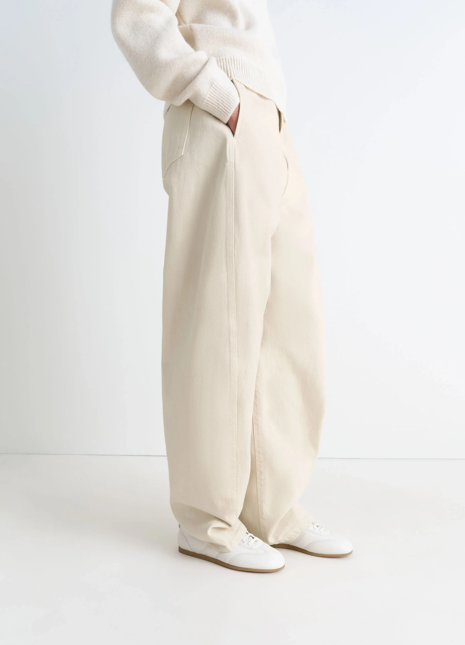 Soft runner sneakers in lwg gold nappa lamb leather, model shot, detail shot stitched padded panels