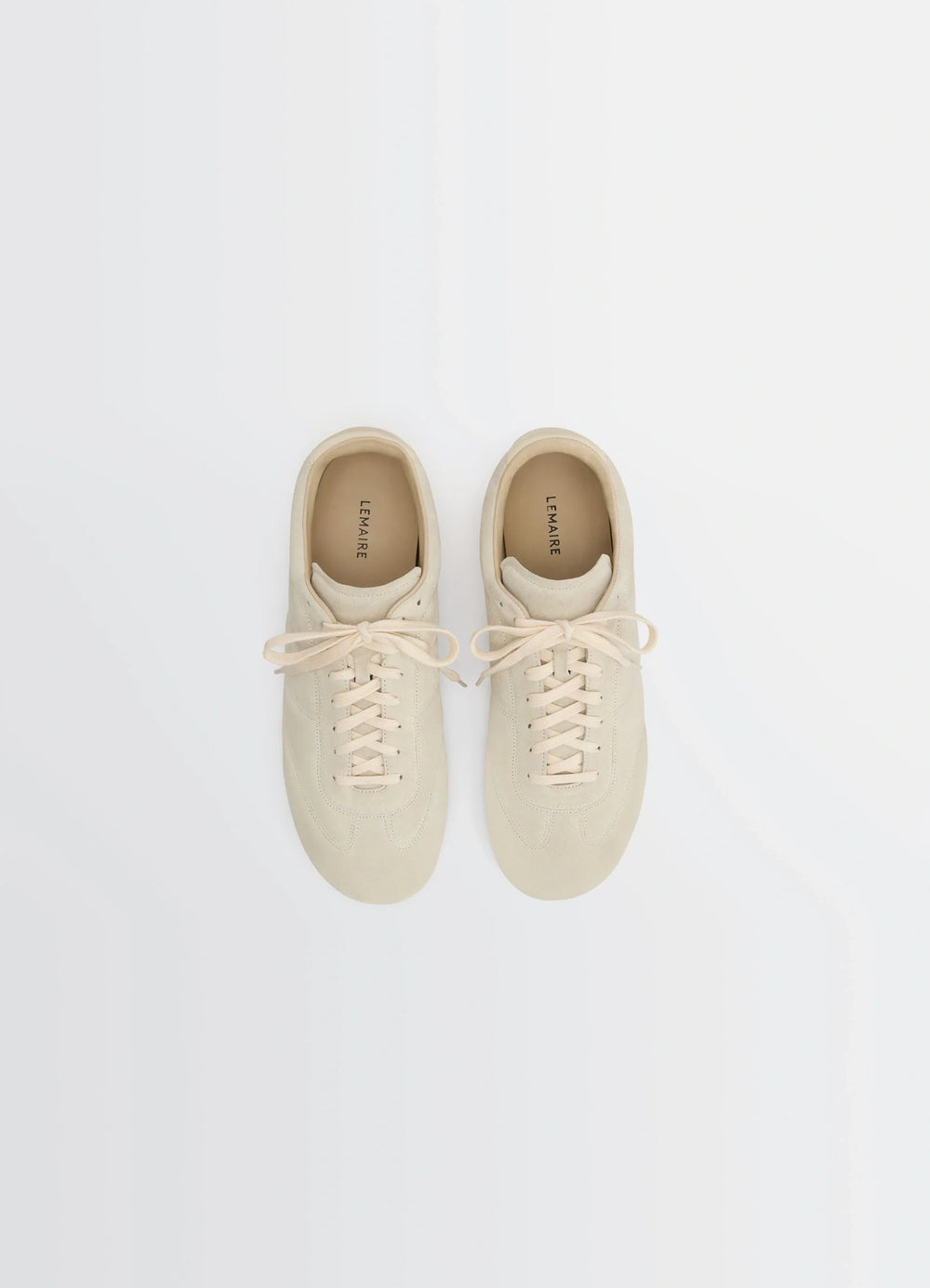 Soft Runner in Hand-sueded Lambskin, product shot, top view classic sneaker silhouette