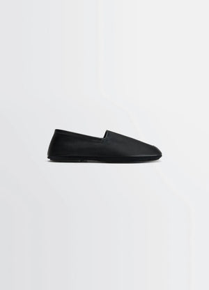 Indoor Slippers in Black Nappa Lamb Leather, product shot, Side view Smooth shiny appearance