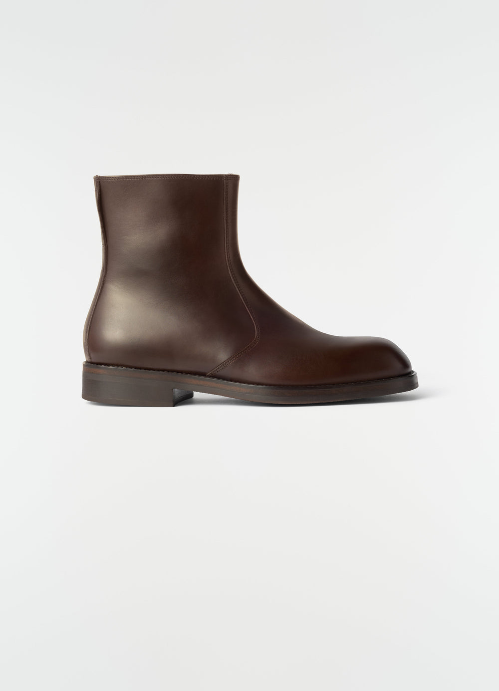 Zipped ankle boots LEMAIRE in shiny dark brown leather side view on white background