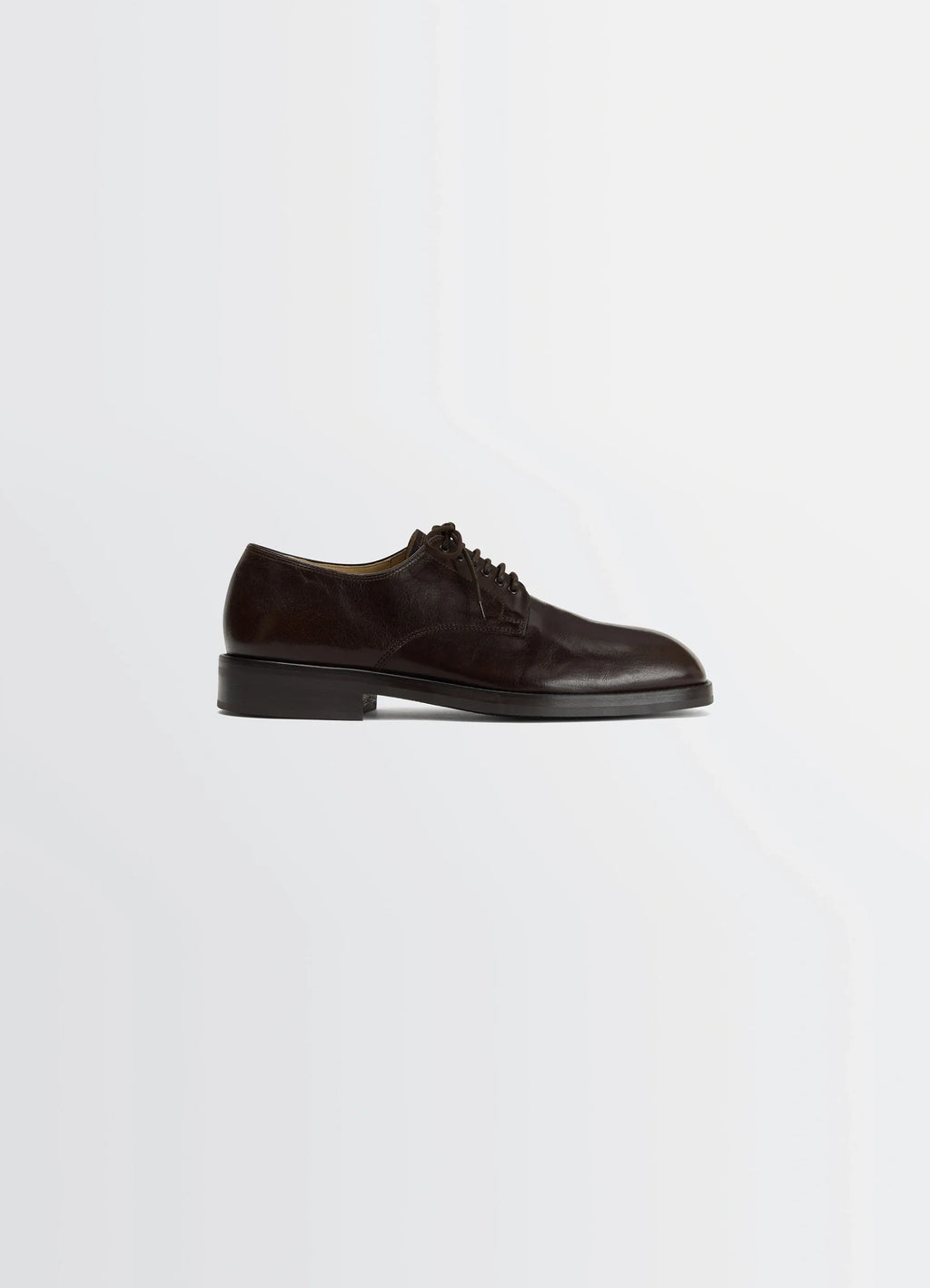 Derbies in Glossy Buffalo Leather, product shot, Side View Classic Formal Style