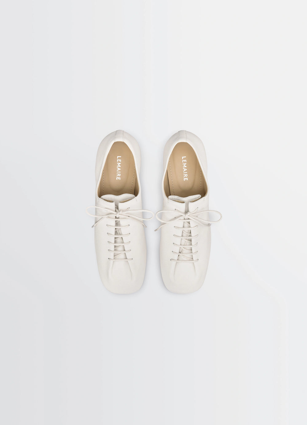 SOURIS CLASSIC DERBIES 55 in Washed Nappa Lambskin Leather, product shot, top view single piece upper