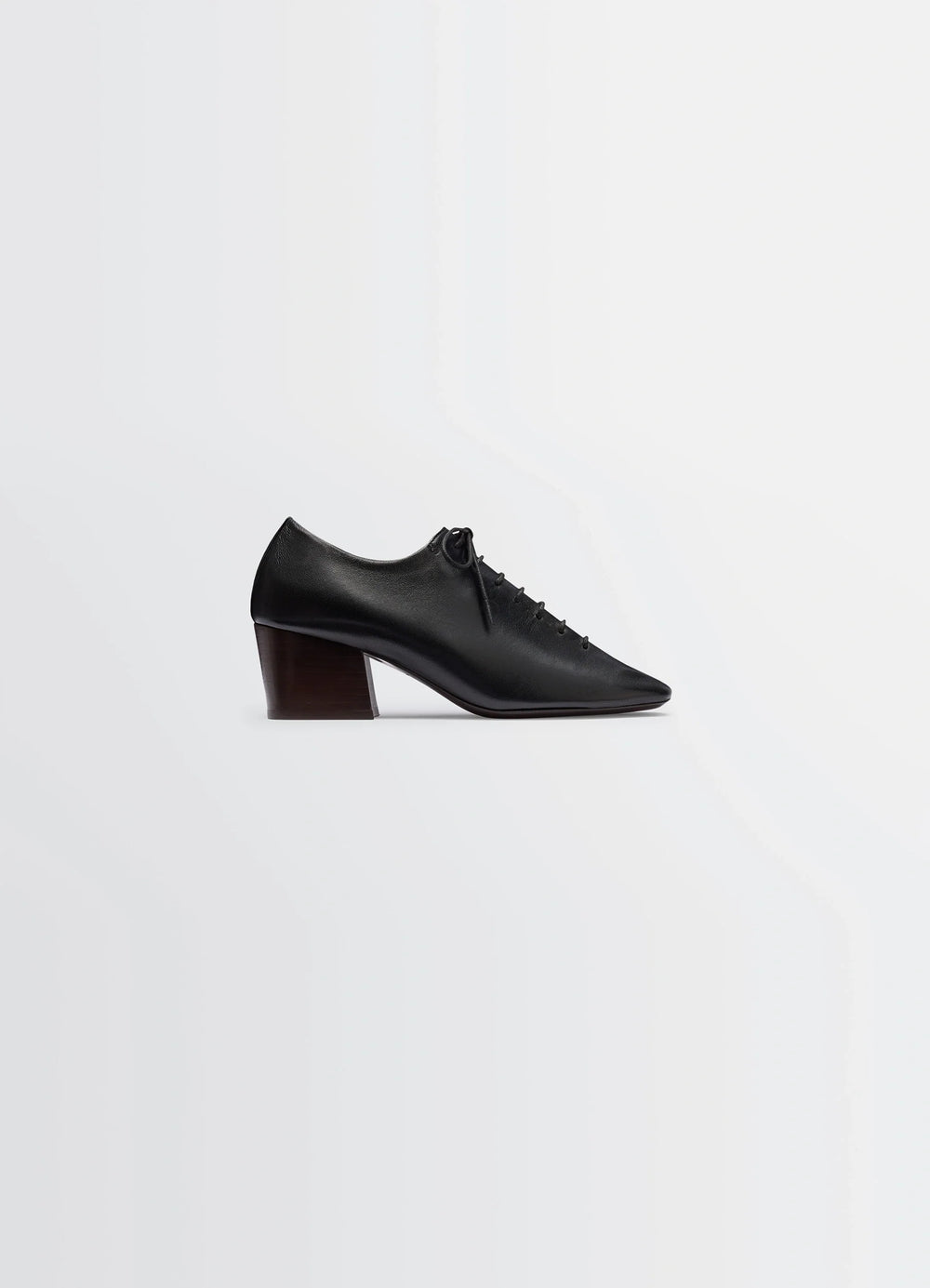 Souris Classic Derbies 55 in Black Nappa Lamb Leather, product shot, Side view Pointed toe, block heel