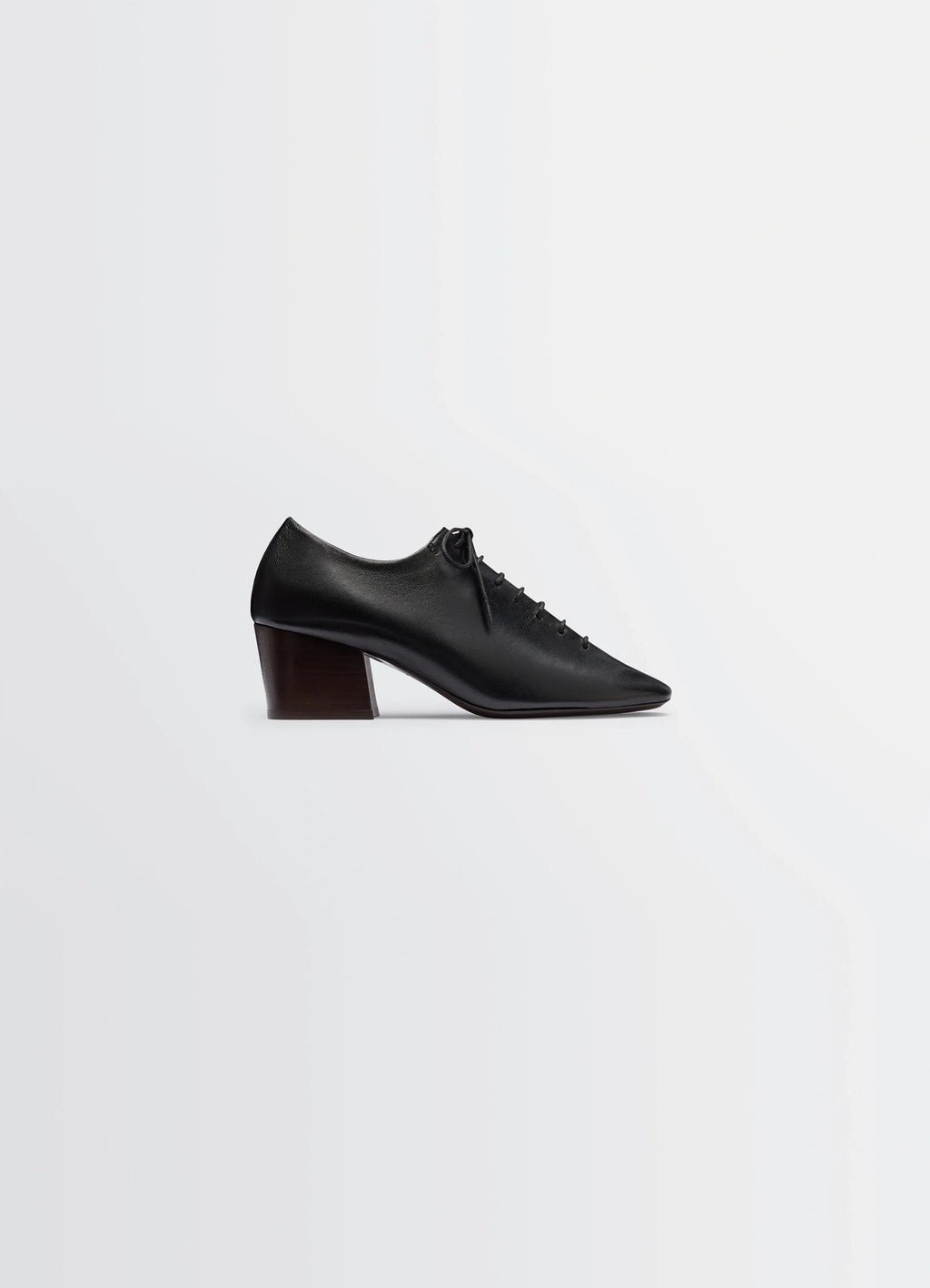 Souris Classic Derbies 55 in Black Nappa Lamb Leather, product shot, Side view Pointed toe, block heel