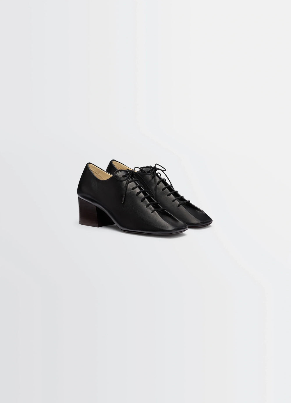 Souris Classic Derbies 55 in Black Nappa Lamb Leather, product shot, three-quarter view sleek lace-up design