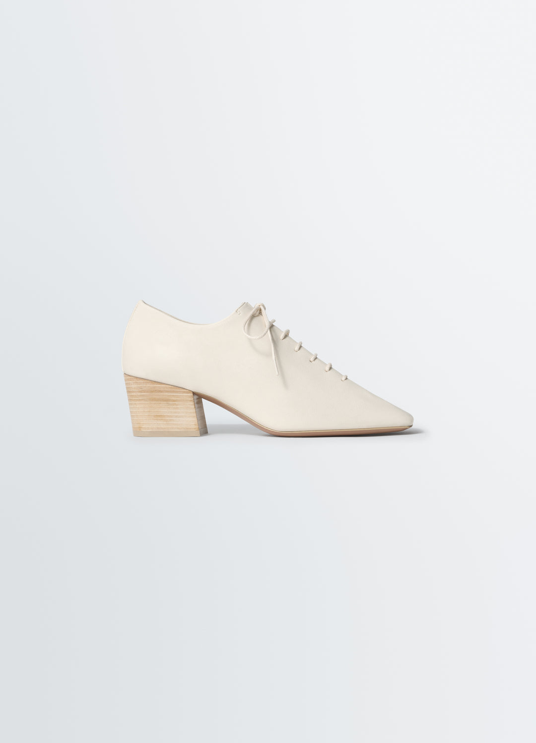 Souris leather cream derby shoes with 55mm wooden heel by LEMAIRE side view on white background