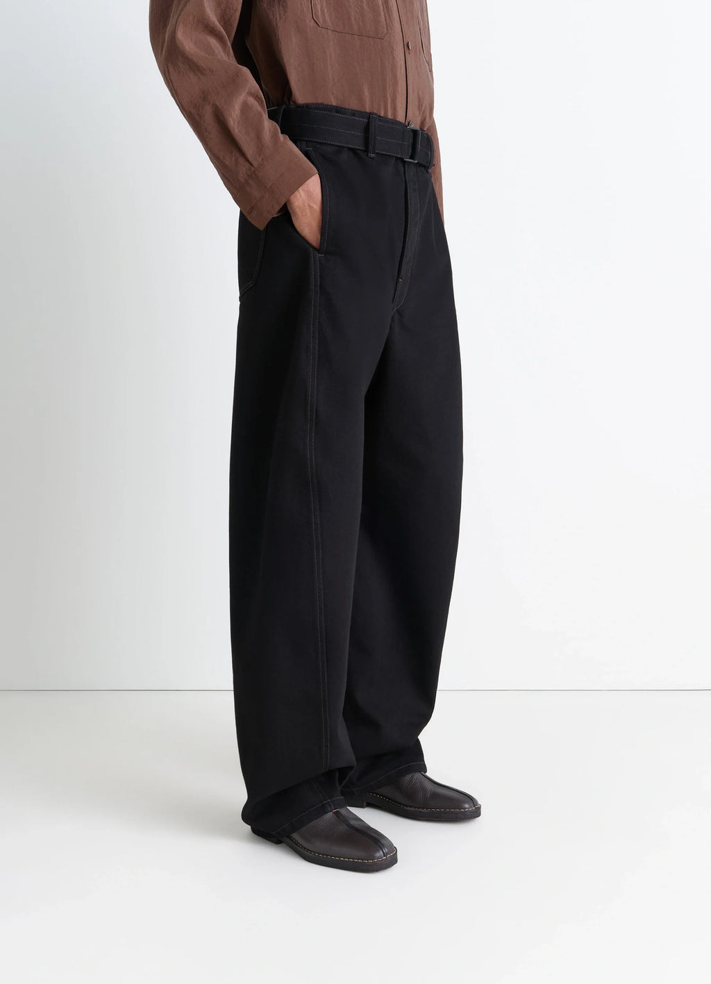 Lemaire Piped Crepe Slippers in Grained Leather, model shot, front detail textured appearance