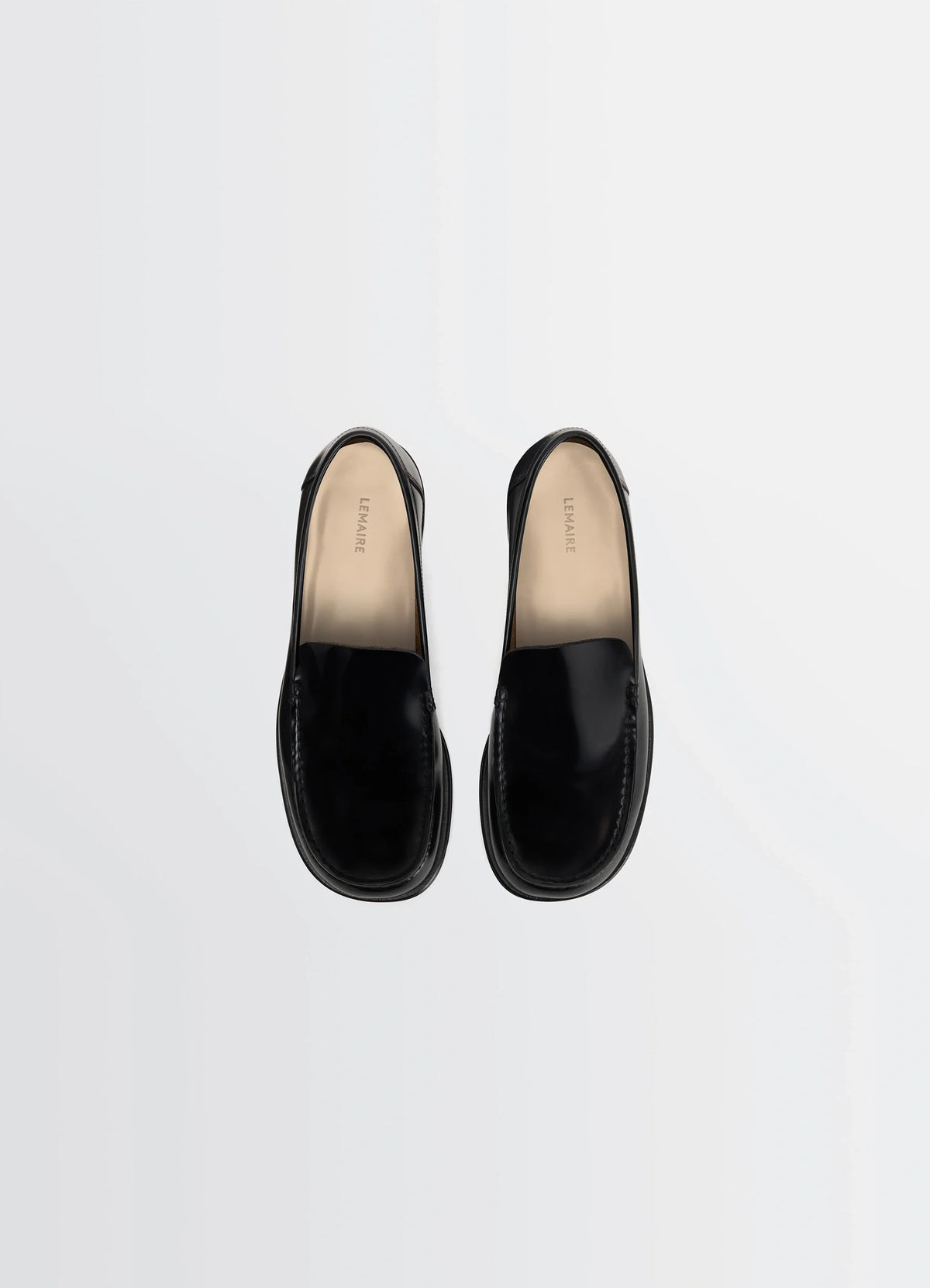 Loafer in Shiny Smooth Calf Leather, product shot, top view classic rounded toe