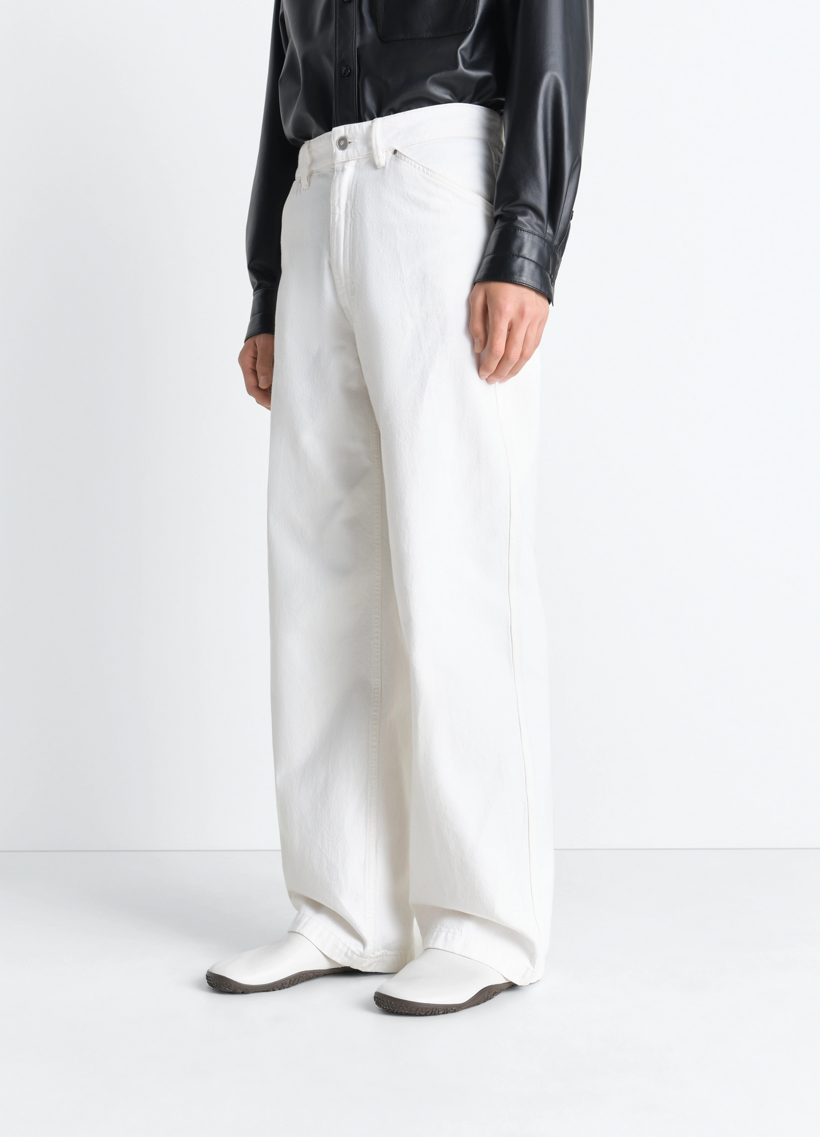 Vibram glove slip on in leather, model shot, detail shot minimalist design