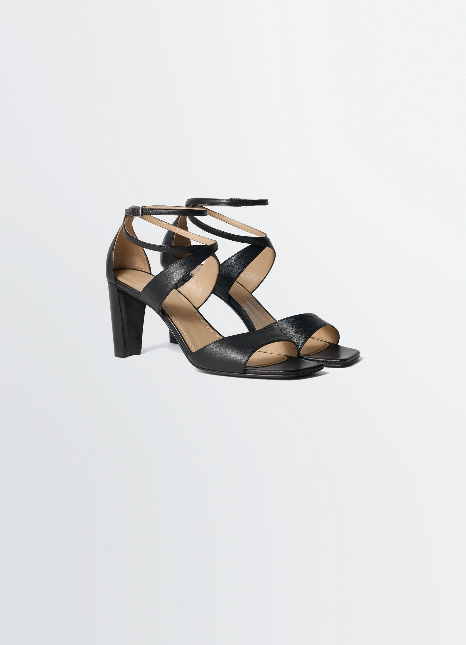 Cross sandals 80 mm heel in lamb nappa leather, product shot, front-facing angle crisscross strap detail