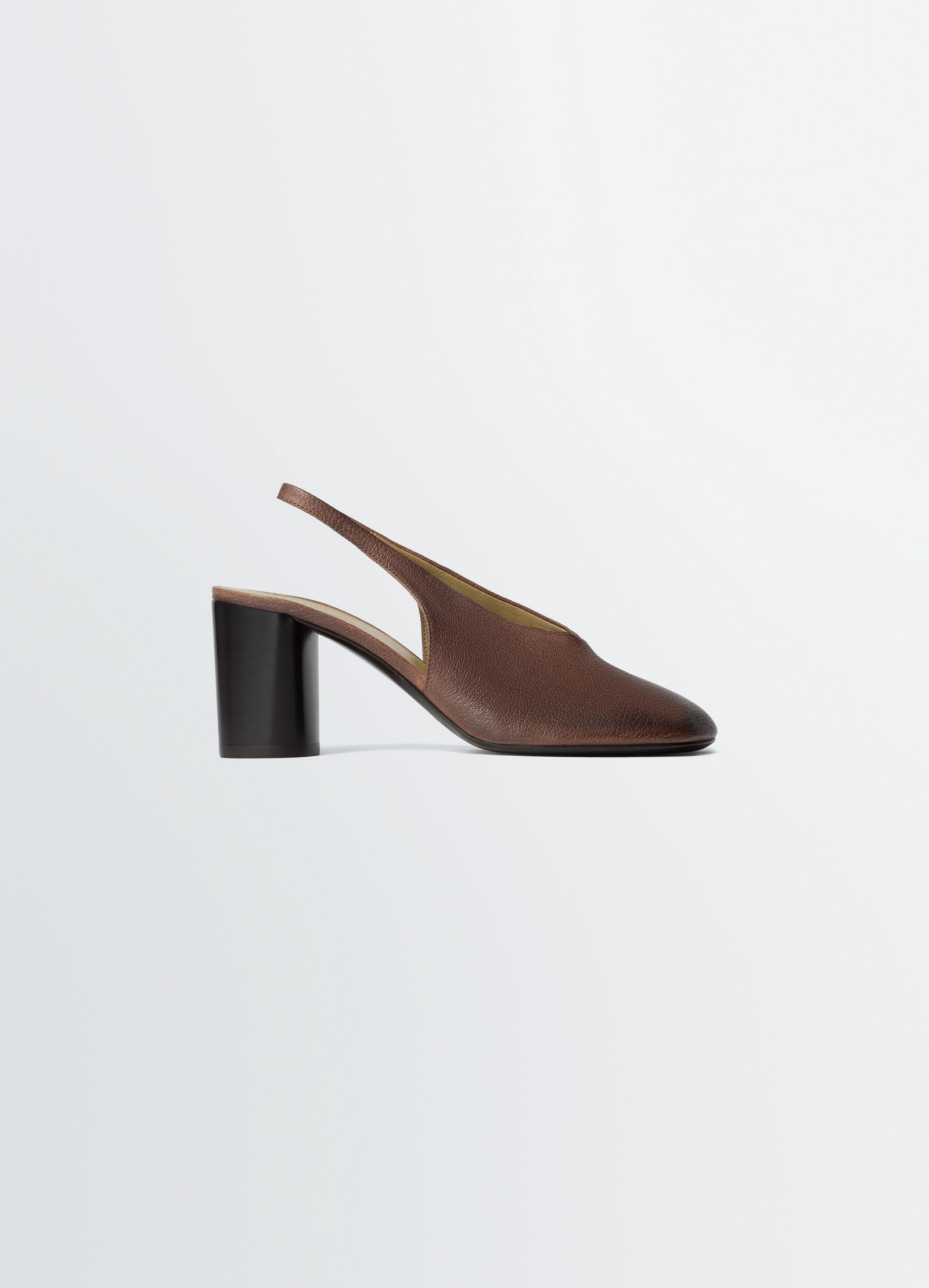 Glove slingback pumps 80 mm heel in washed buffalo leather, product shot, side view chunky heel