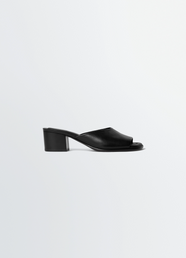 SQUARE-HEELED MULES 55 MM IN LEATHER - Black - Glossy Vegetable