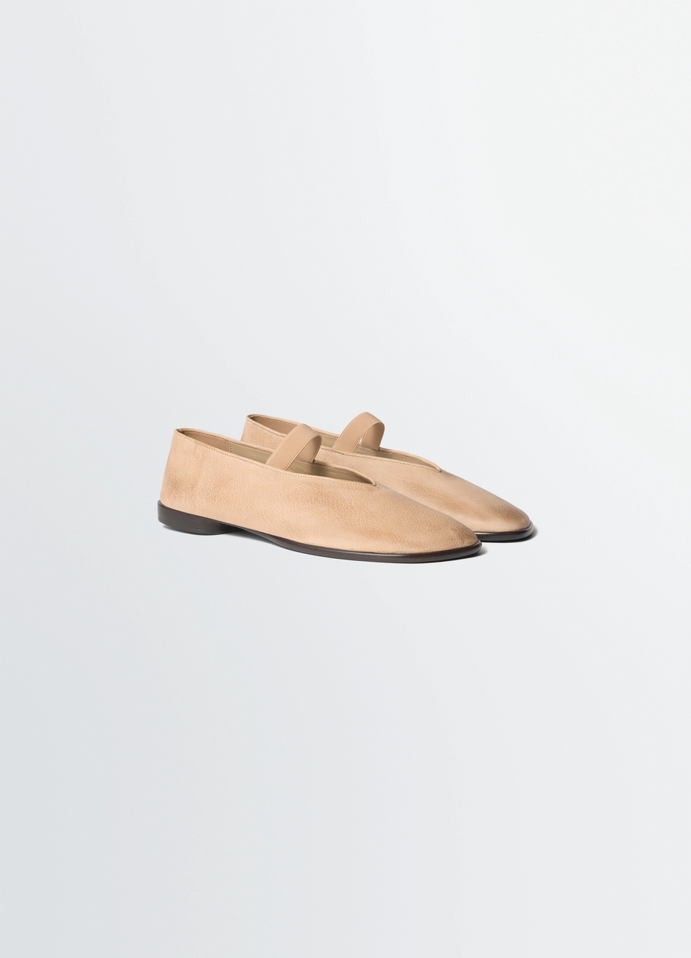 Glove Ballerina in Leather in Washed Buffalo Leather, product shot, three-quarter view rounded toe strap
