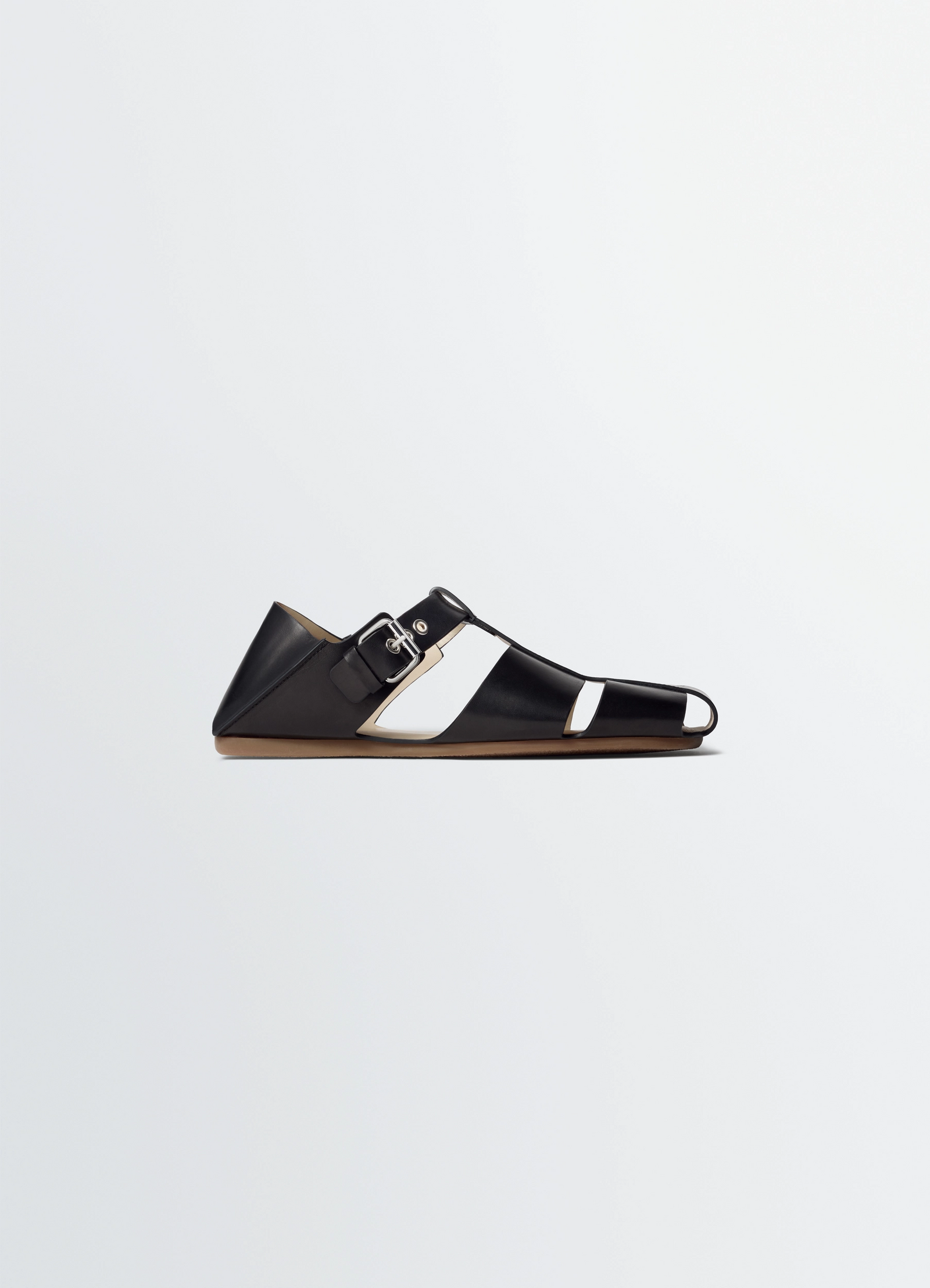 Fisherman slip-on sandals in leather