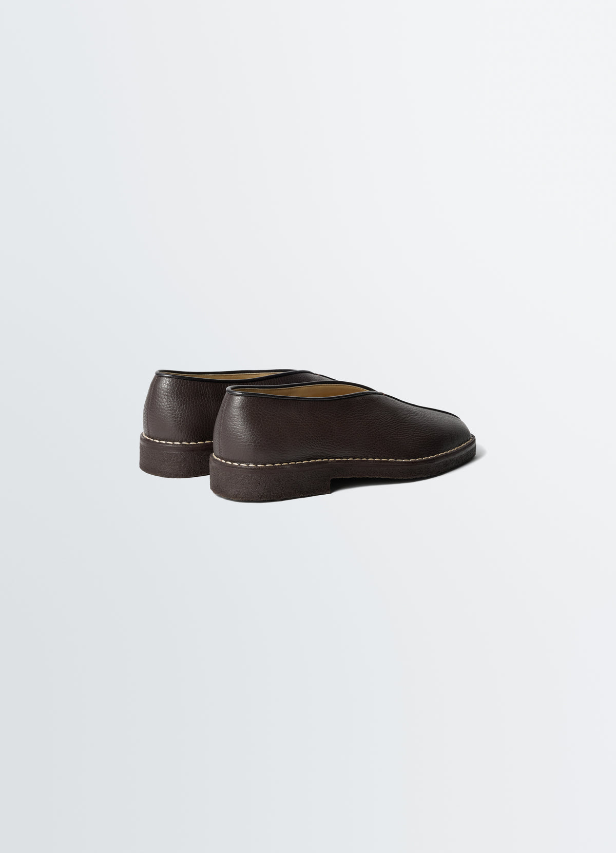 レザーの PIPED クレープスリッパ - Dark Brown - グレインカウレザー 