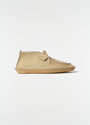 Desert moccasins in light beige reversed suede leather with stitched sole by lemaire side view on white background