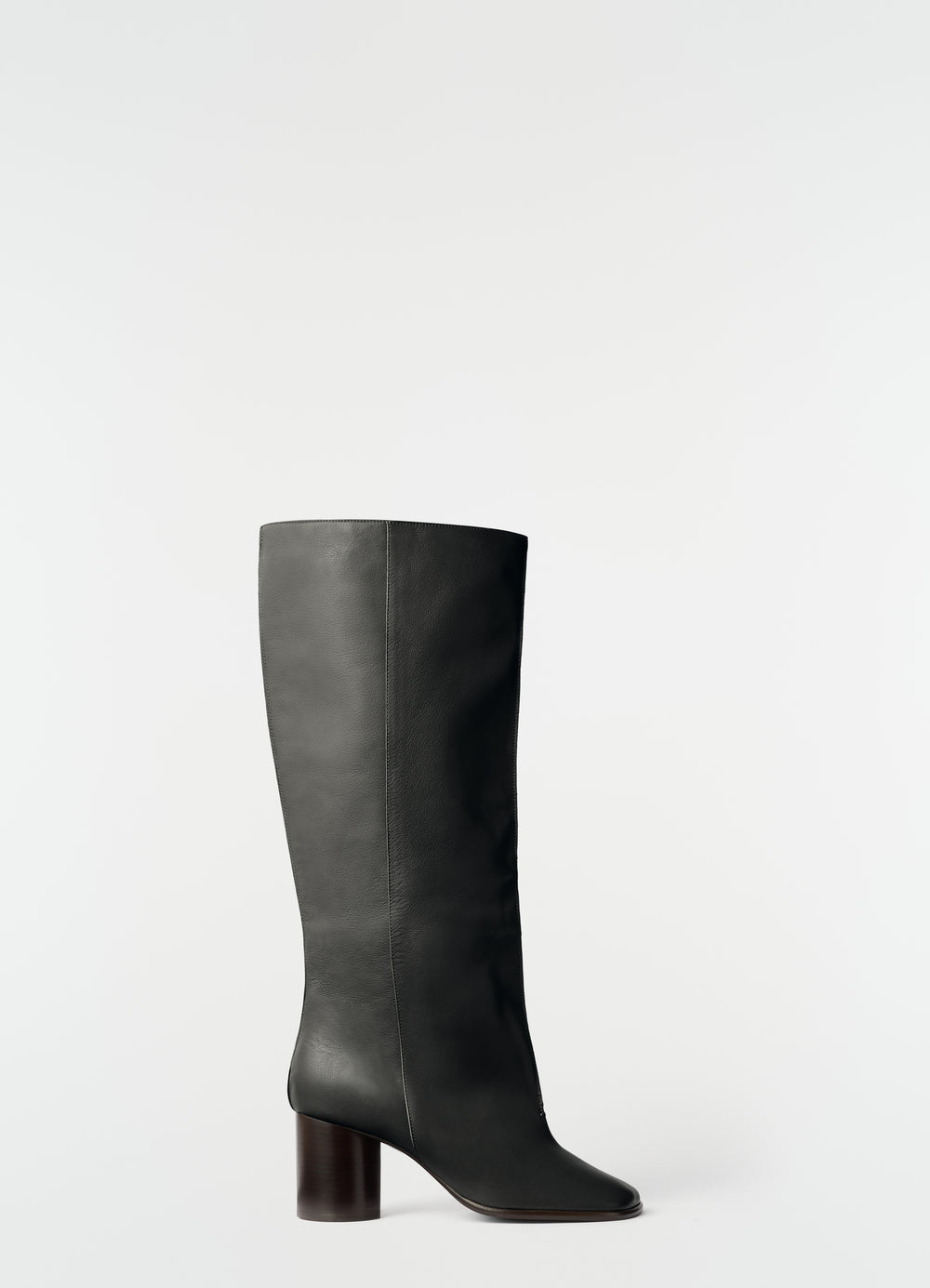 CREASE SLEEVE BOOTS IN SOFT GLOSSY LEATHER