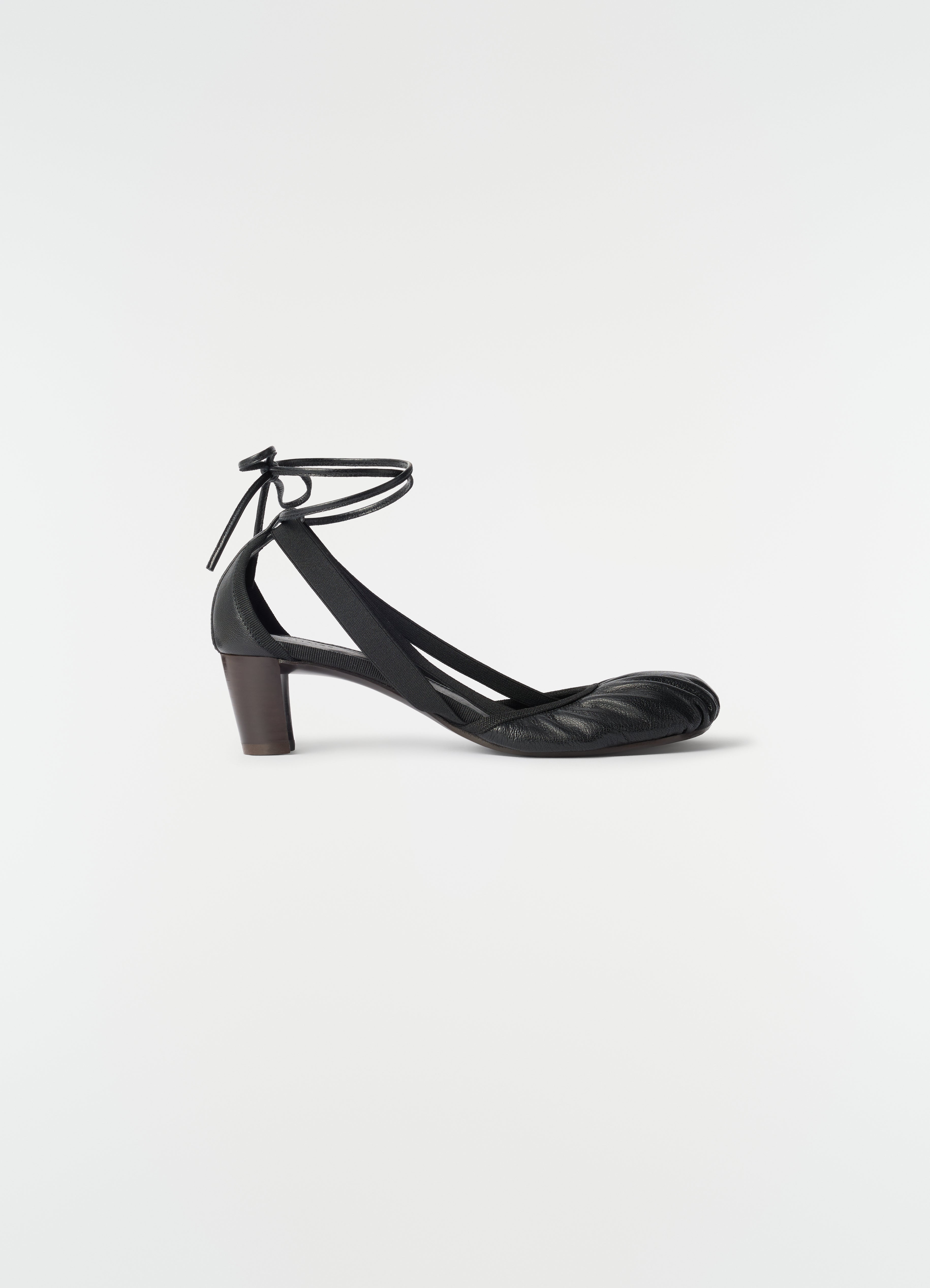 55 MM PEDILLE HEELED BALLERINAS IN GOAT LEATHER