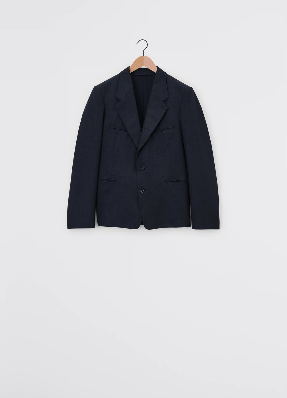 Lemaire Tailored Single Breasted Ja in Mélange Twill Poly-Wool, product shot, hanger shot notched lapel structure