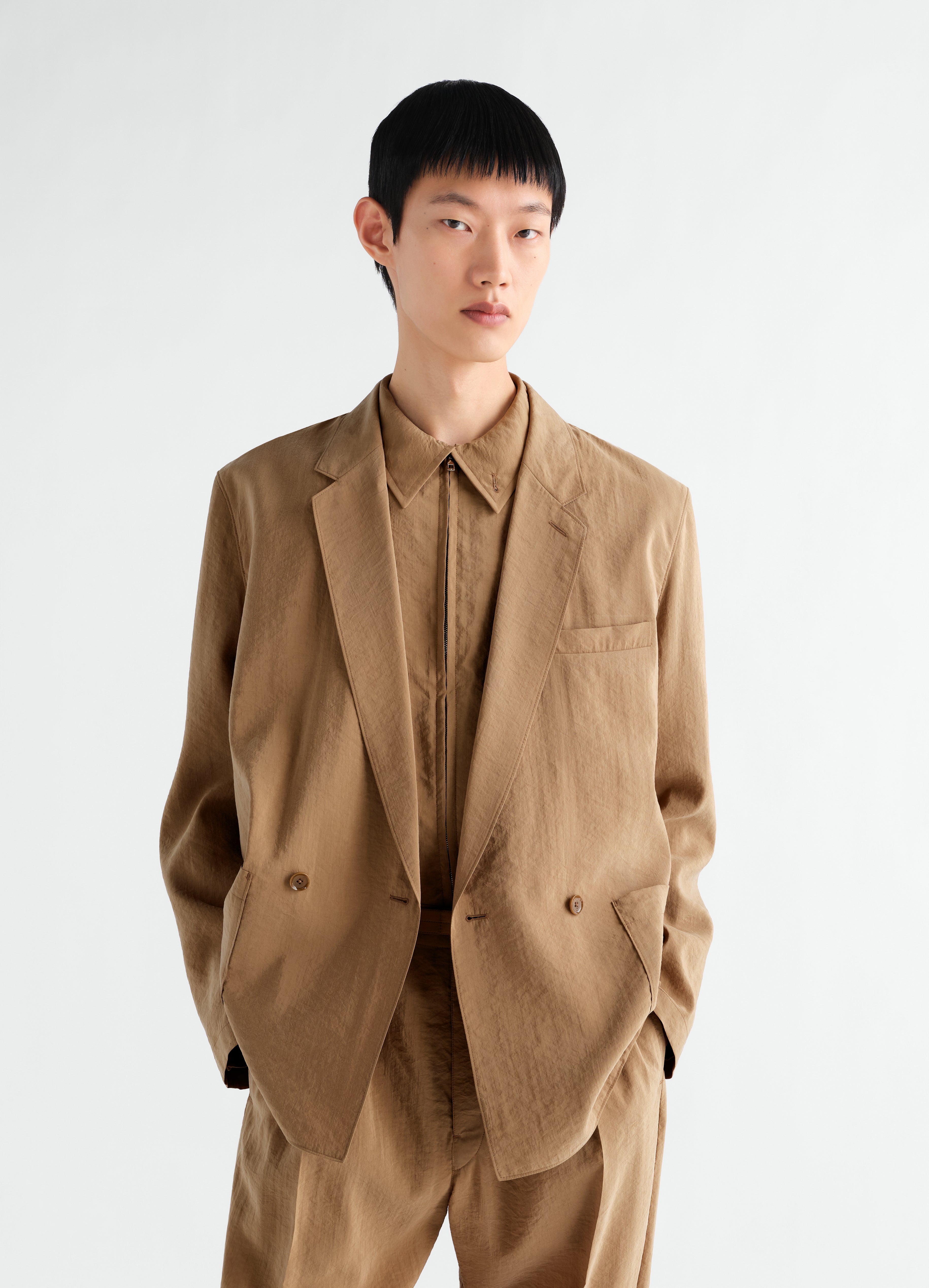 レイチョウルイ　ベージュジャケット　サイズL 試着程度　26ss ドライシルクのダブルブレスト ライトジャケット - Toffee - ドライ
