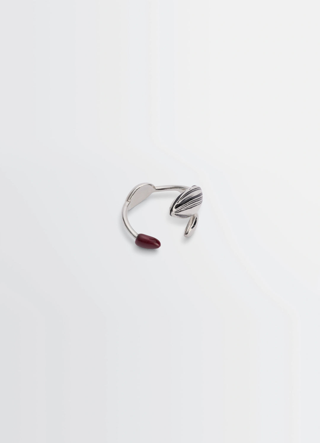 GIRASOL RING in silver-plated brass, product shot, side view resin details