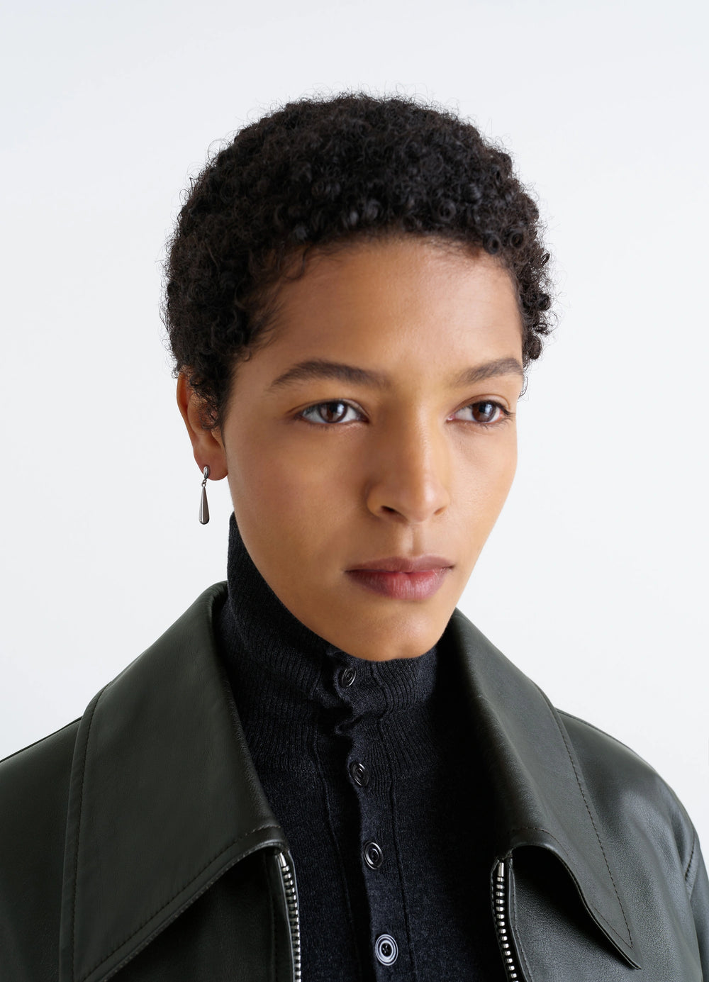 Lemaire Four-Piece Piercing Set in Rhodium-Plated Silver and Resin, model shot, side profile view teardrop earring style