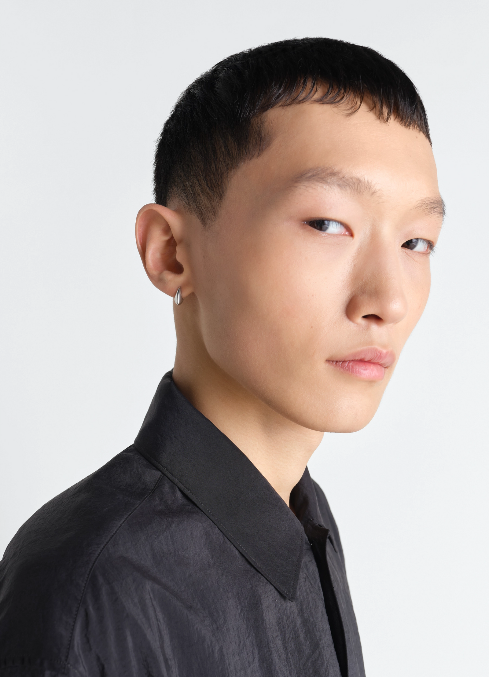 Micro drop earrings in sliver