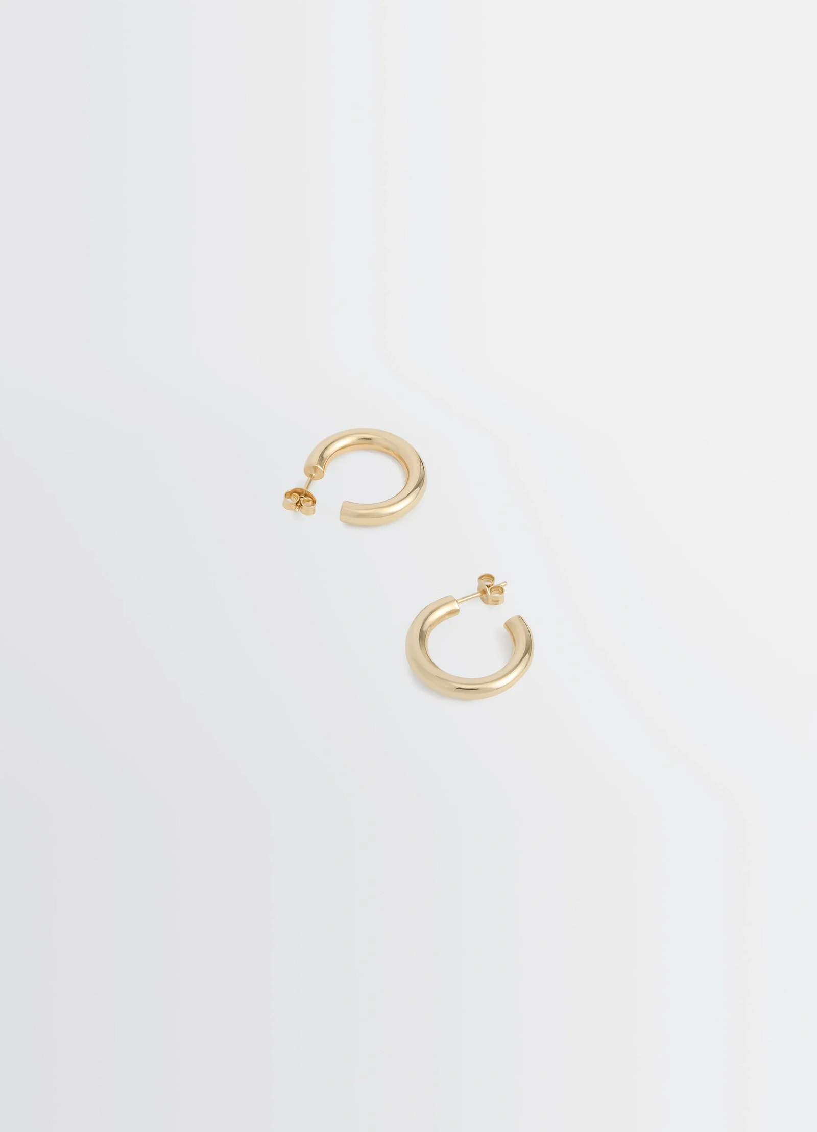 CLASSIC スモール フープイヤリング - Light Gold - Sterling Silver