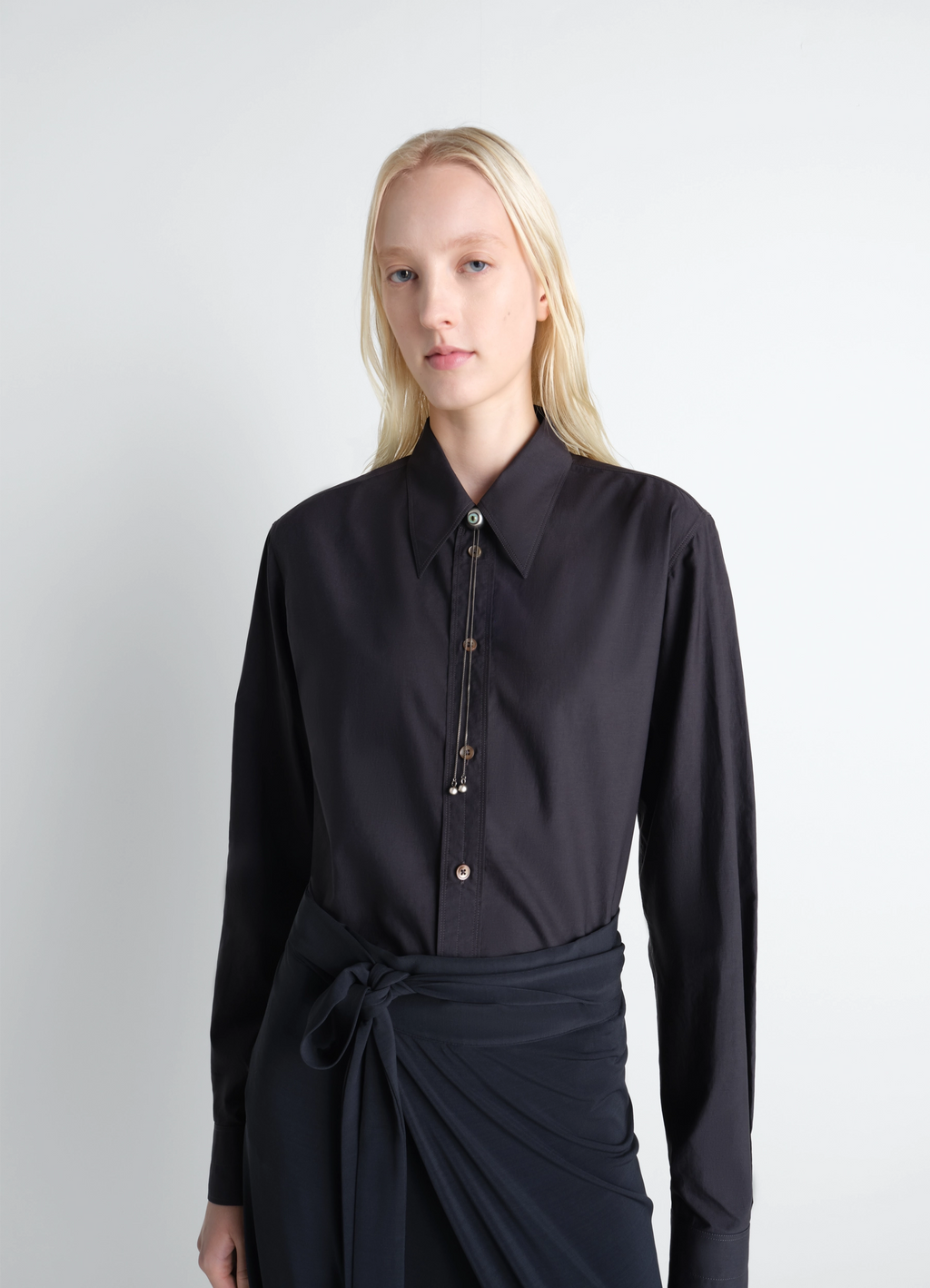 Cat eye rattle bolo tie