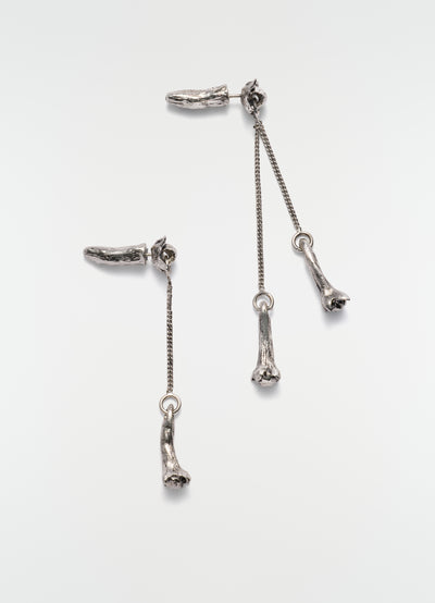 CLOVE PENDANT EARRINGS