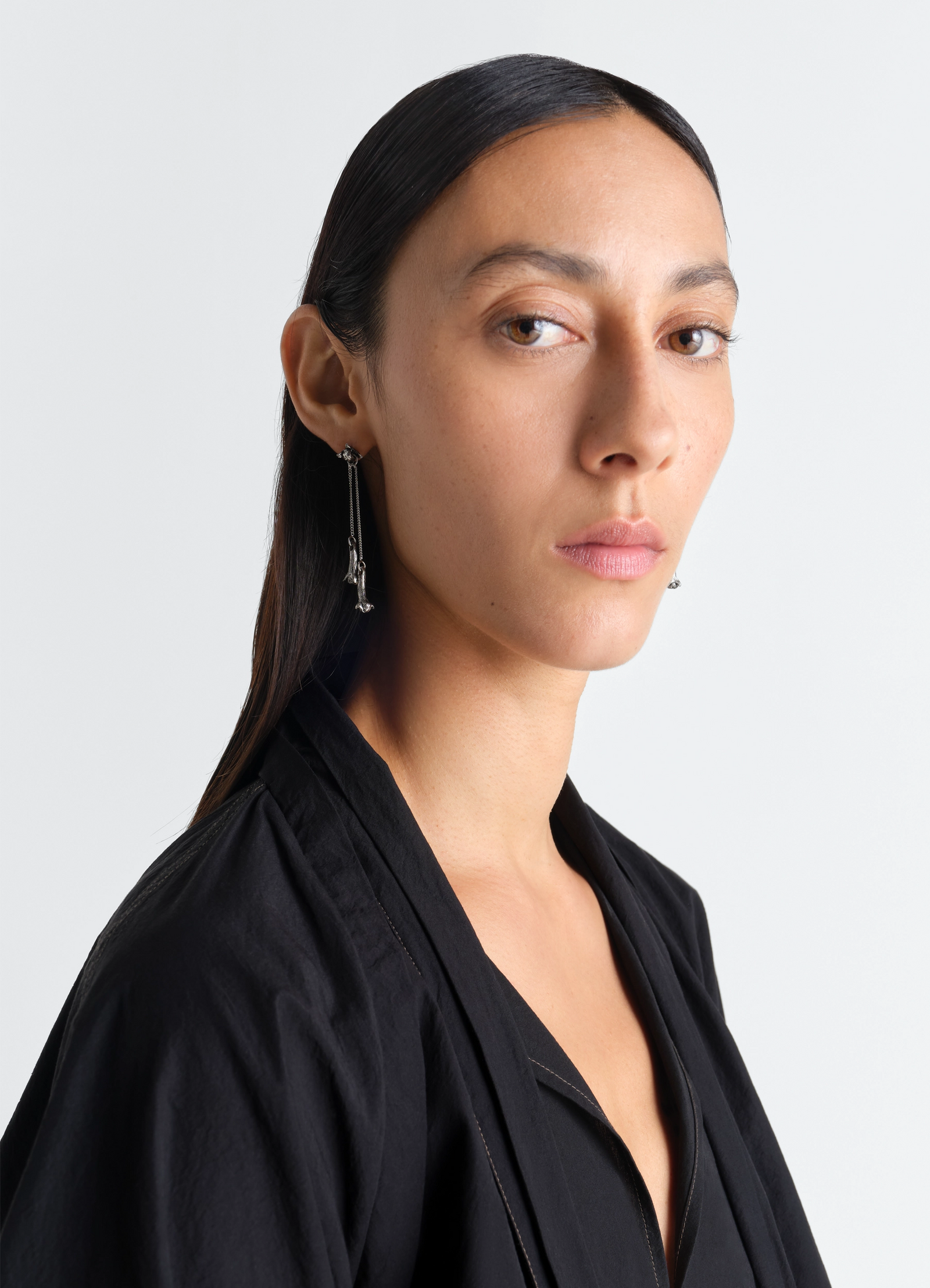 Clove pendant earrings